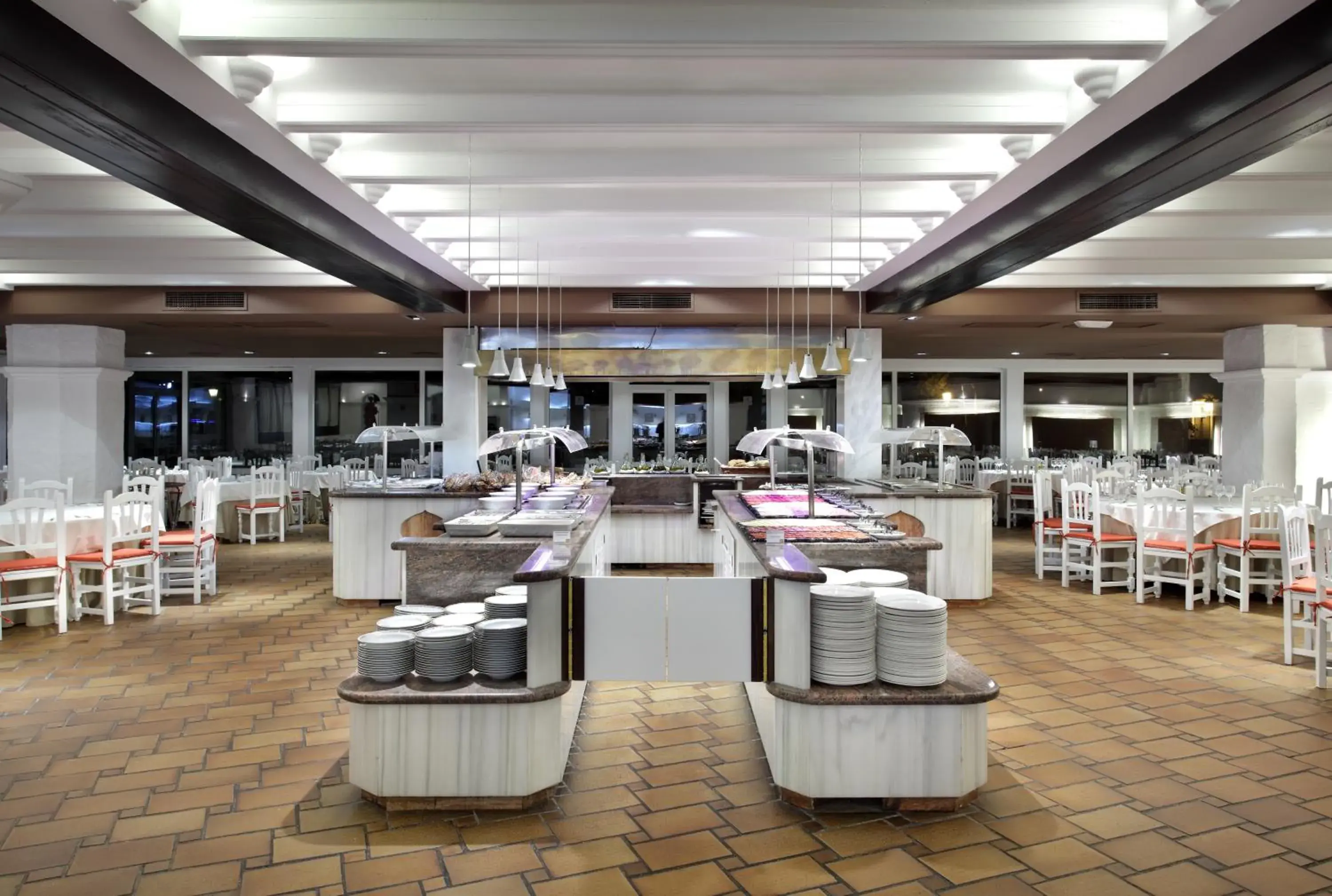 Restaurant/places to eat in Hotel Abades Benacazon Restaurant/places to eat in Hotel Abades Benacazon