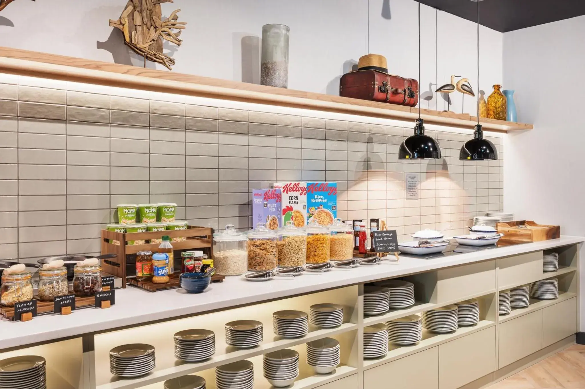 Restaurant/places to eat in Staybridge Suites Brighton by IHG Restaurant/places to eat in Staybridge Suites Brighton by IHG