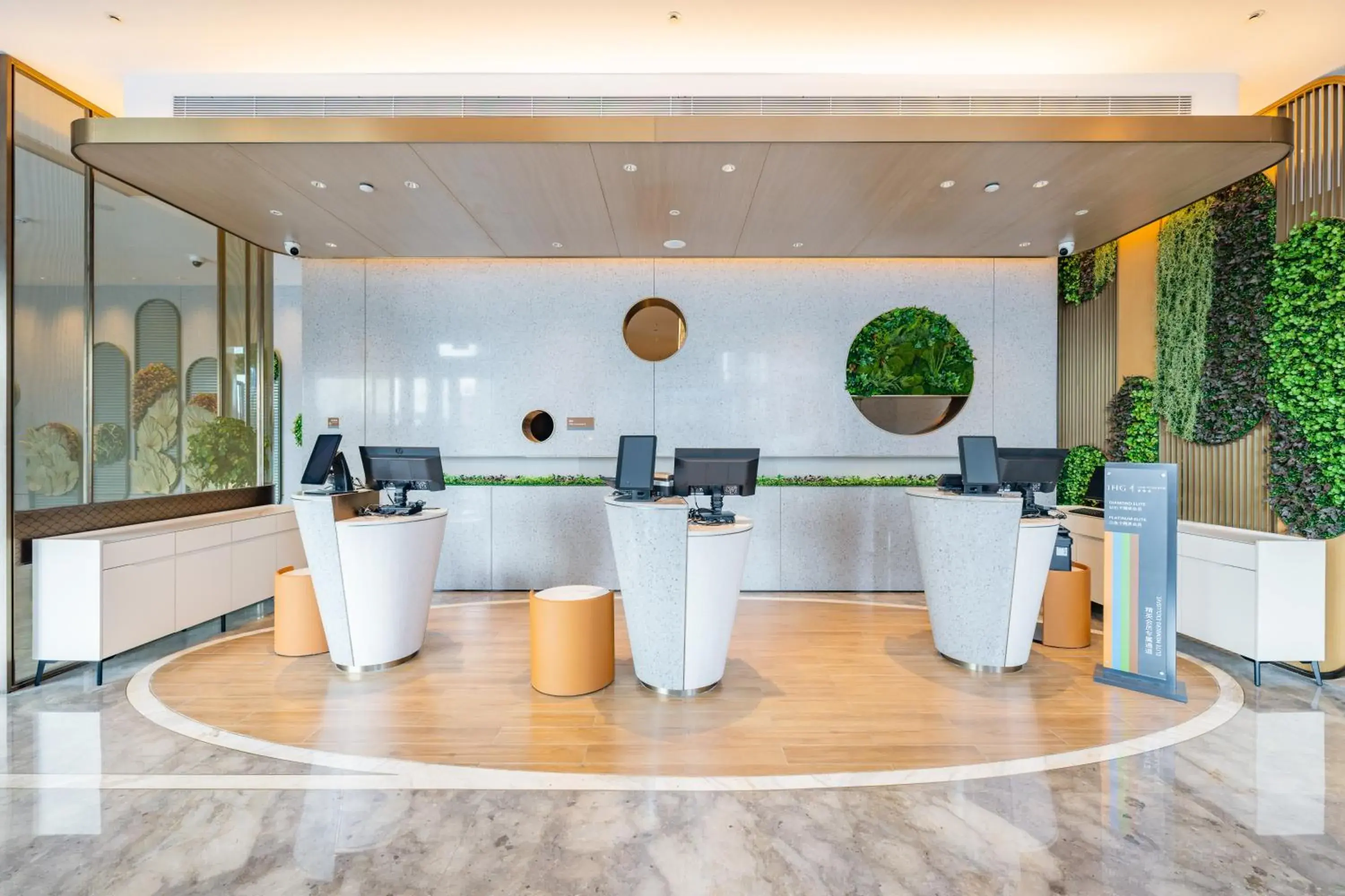 Lobby or reception in EVEN Suzhou Grand Canal by IHG Lobby or reception in EVEN Suzhou Grand Canal by IHG