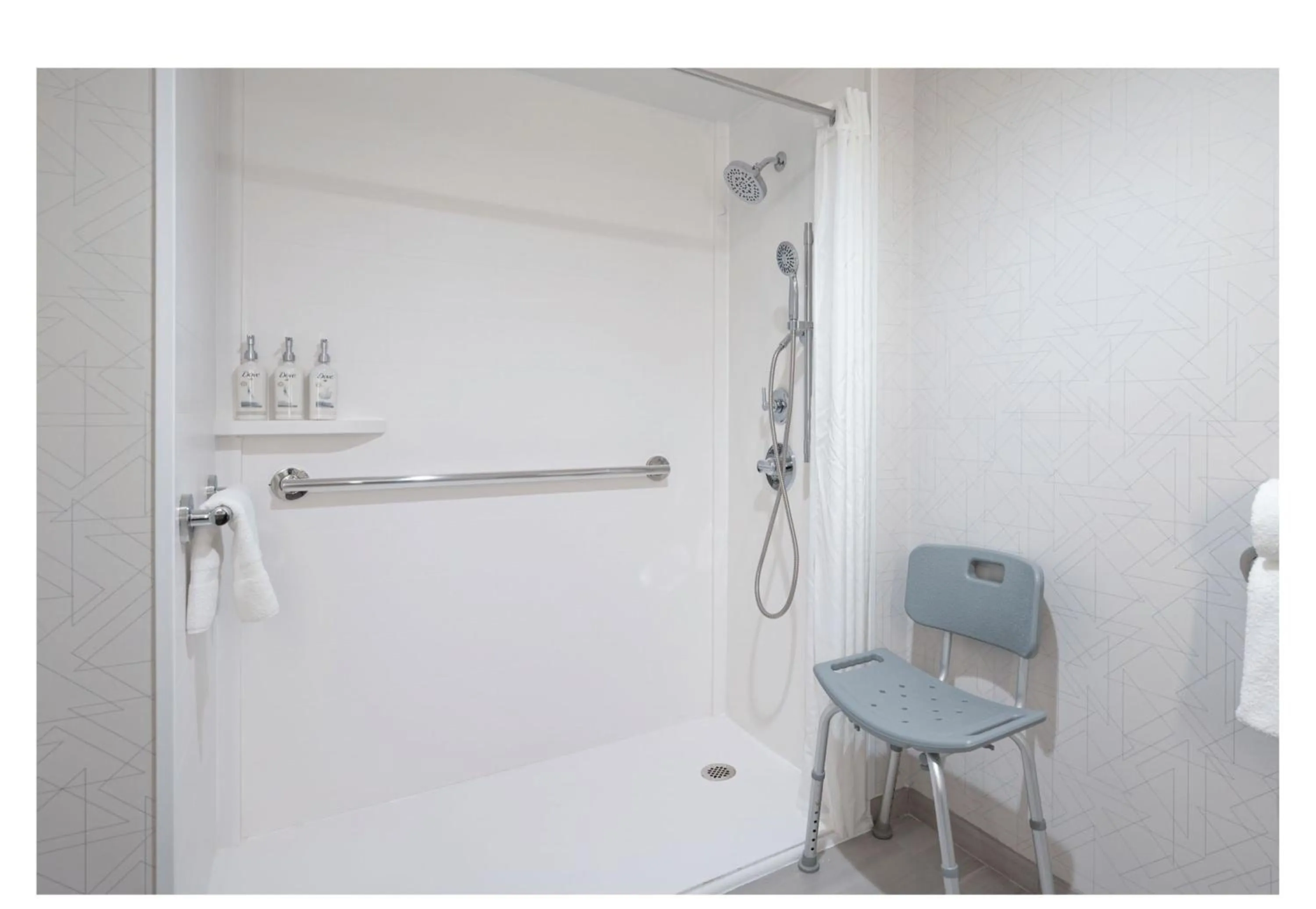 Bathroom in Staybridge Suites Federal Way - Seattle South by IHG