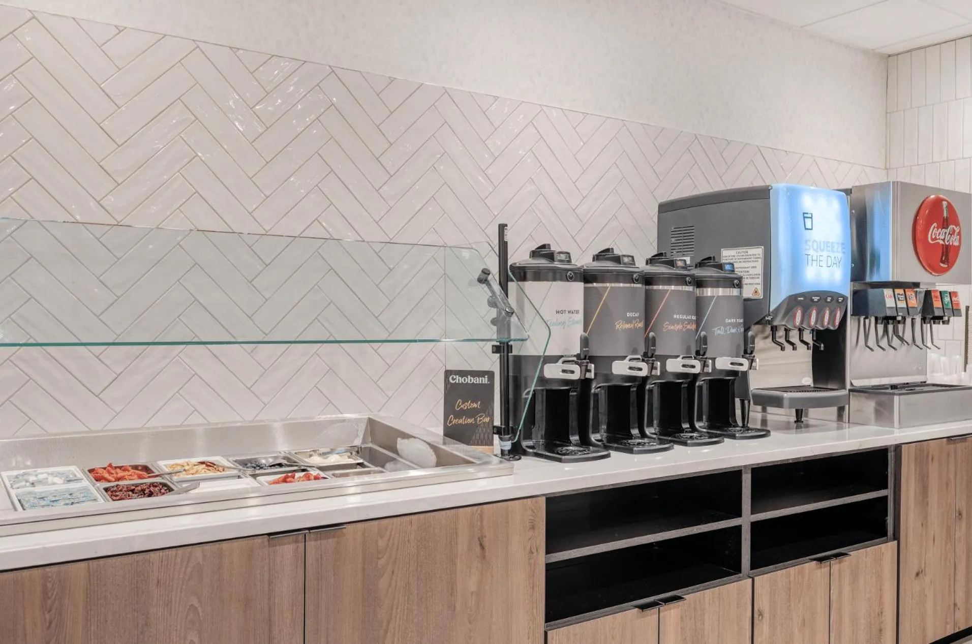 Coffee/tea facilities in Staybridge Suites Federal Way - Seattle South by IHG