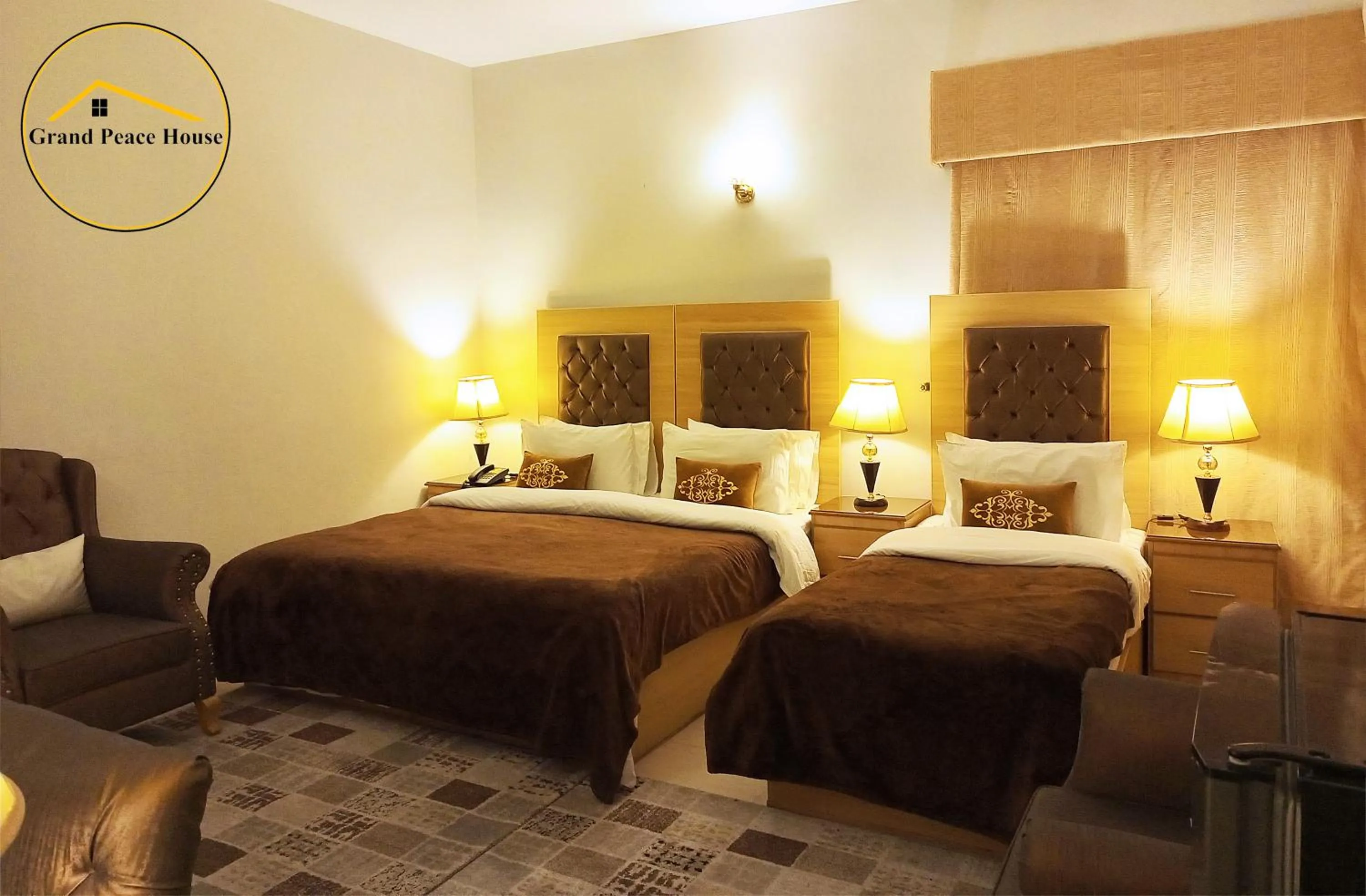 Bed in Grand Peace House II