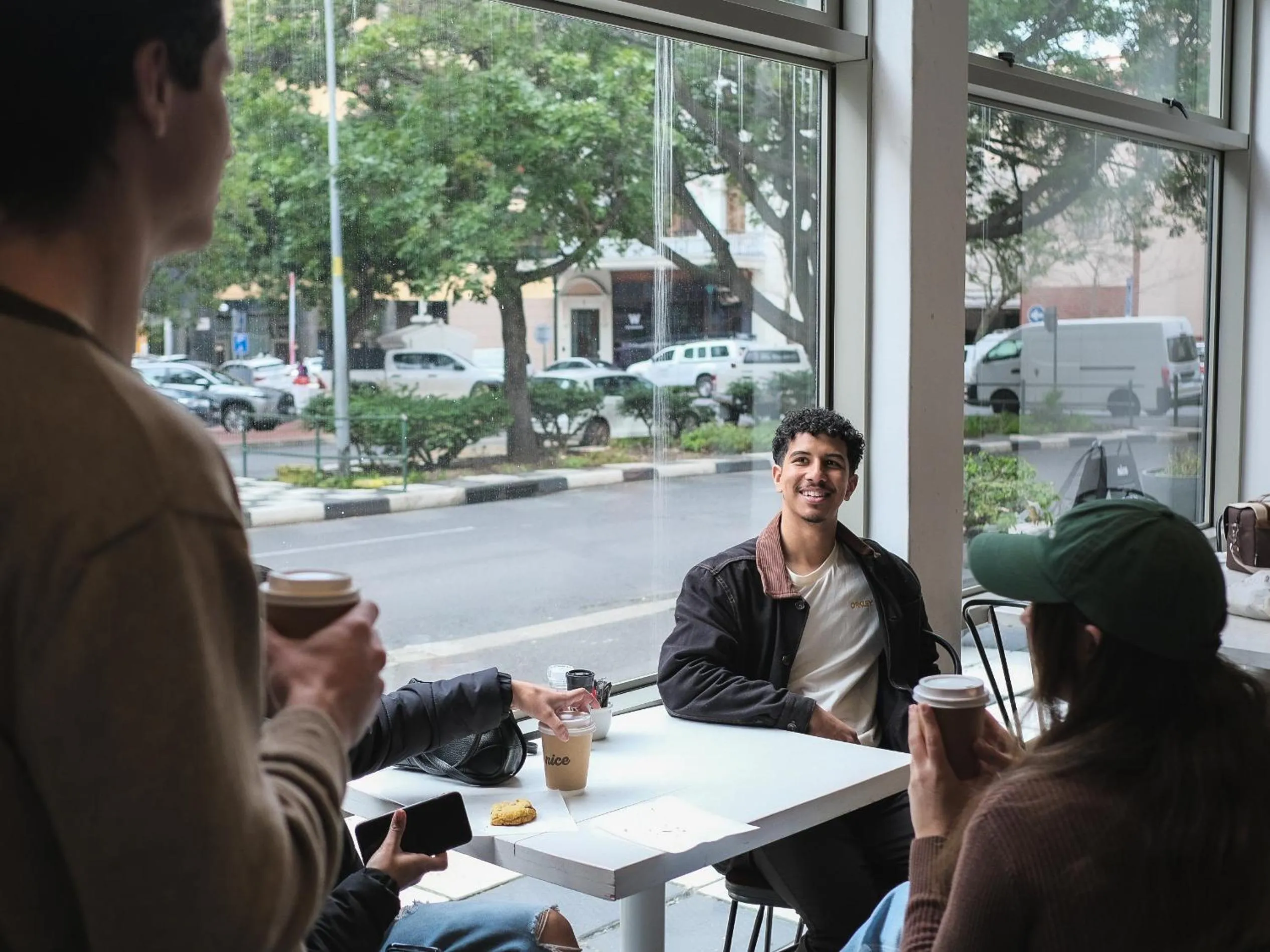 Restaurant/places to eat in Neighbourgood East City