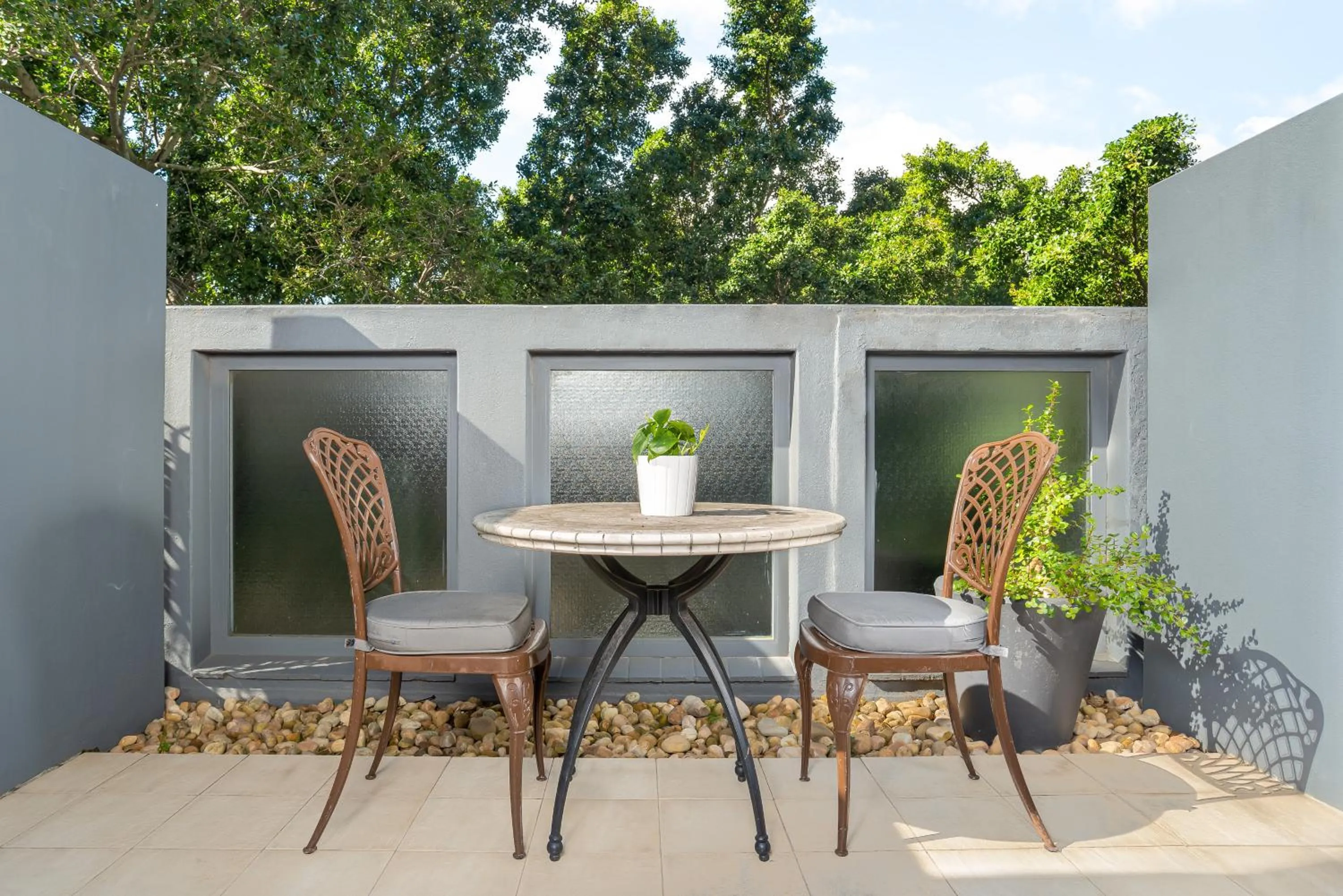 Patio in Neighbourgood East City