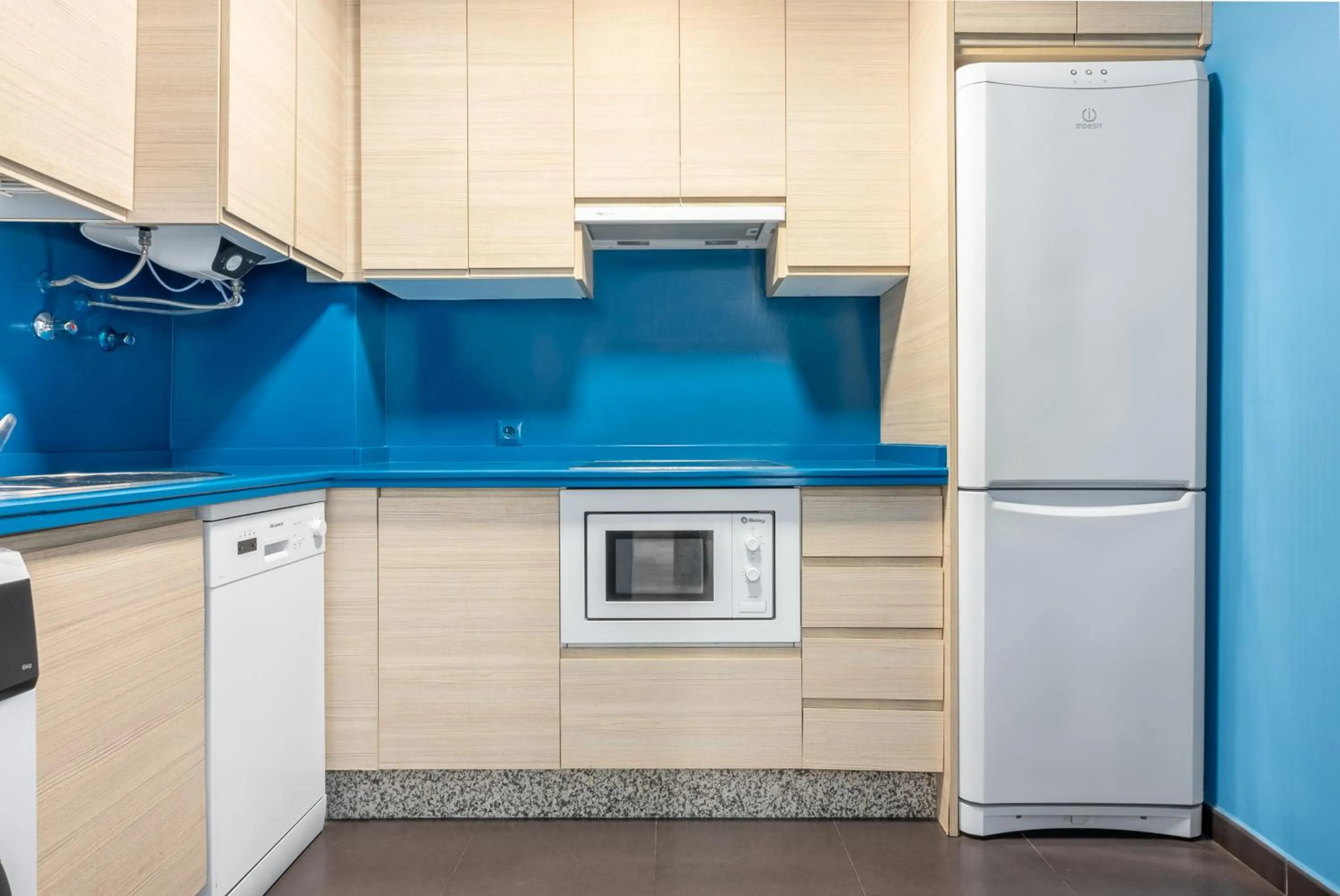 Kitchen or kitchenette in Smartr Sevilla Las Dueñas