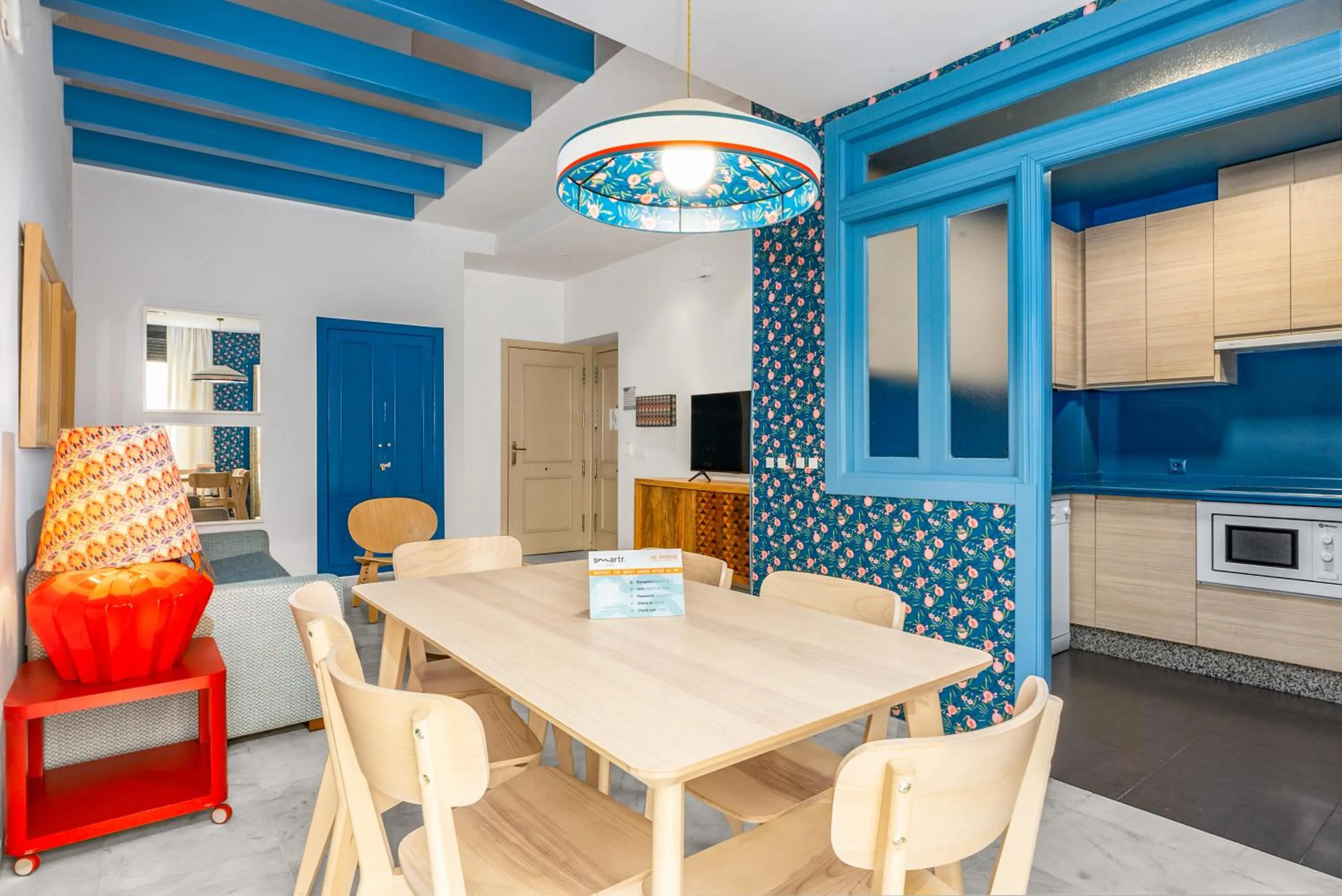 Kitchen or kitchenette in Smartr Sevilla Las Dueñas