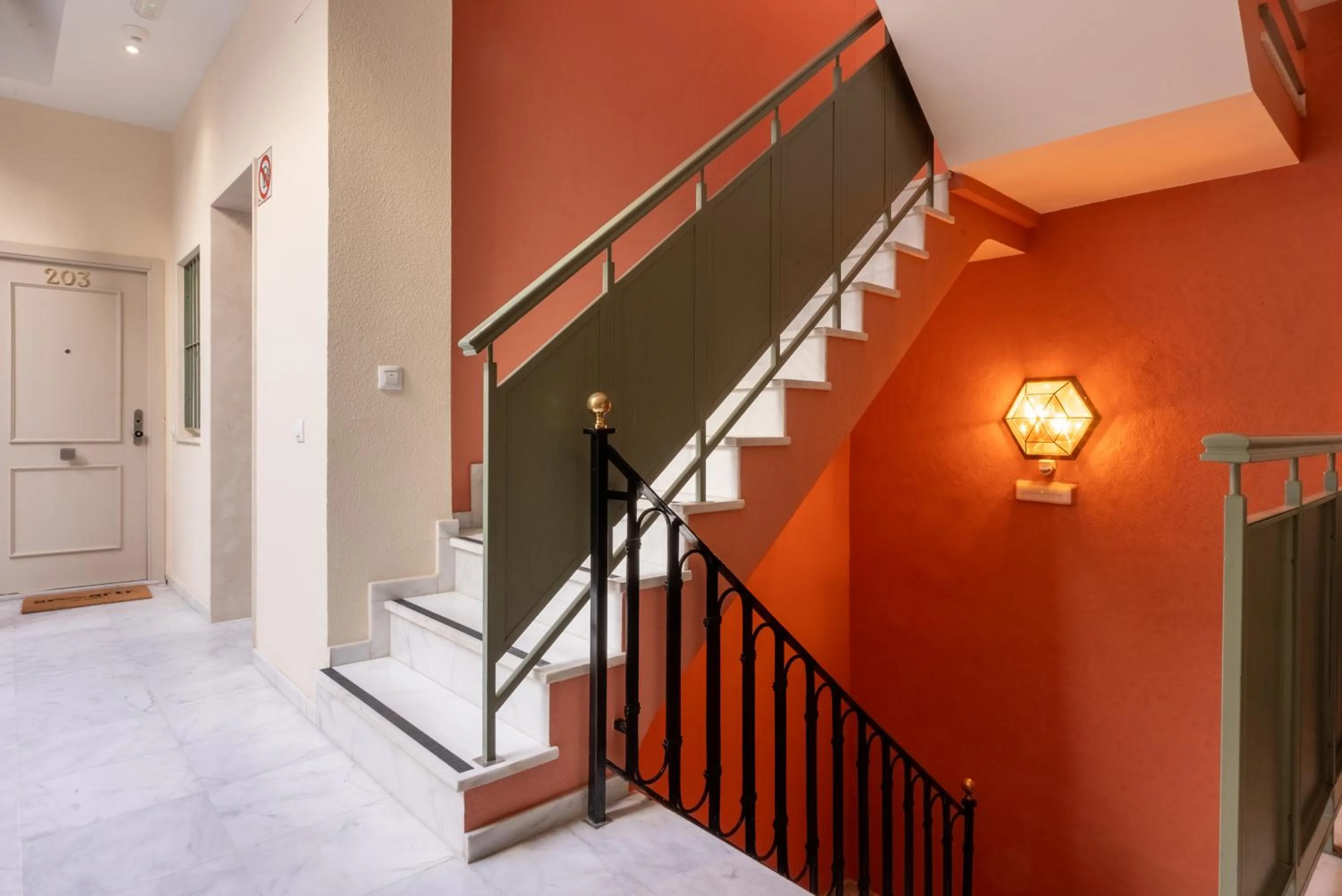 Property building, Bed in Smartr Sevilla Las Dueñas