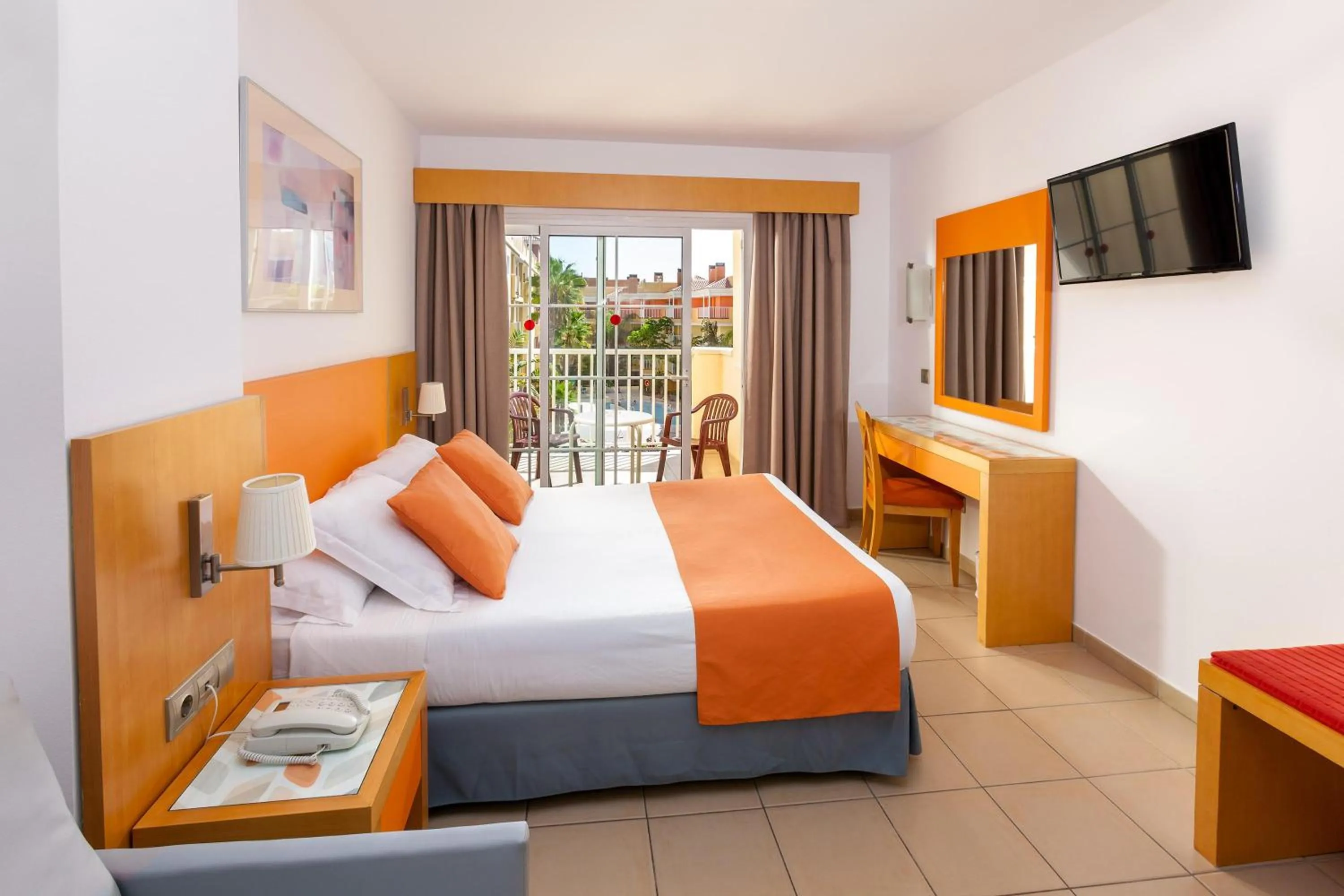 Single Room in Hotel Chatur Costa Caleta