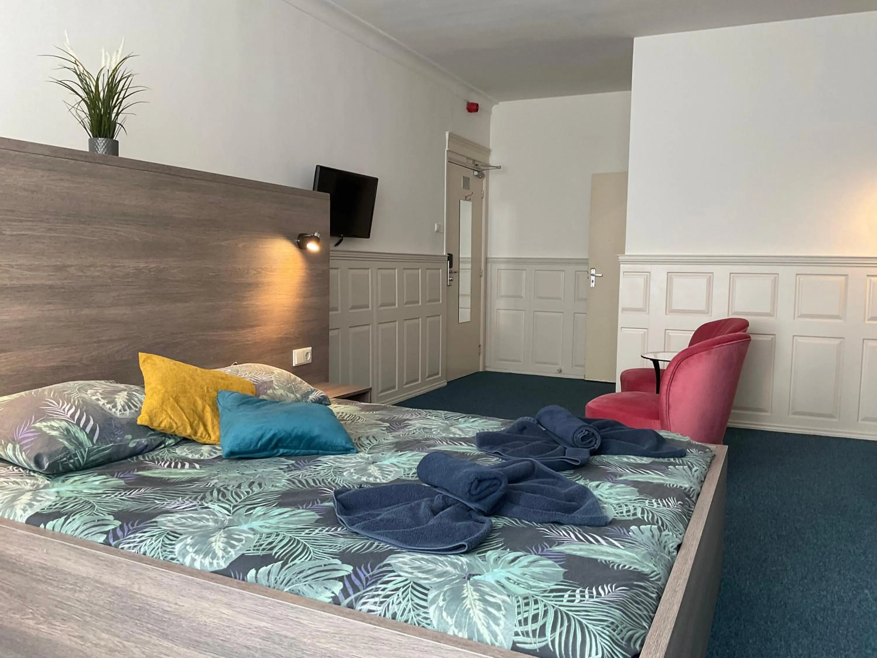 Photo of the whole room, Bed in Hotel Poseidon