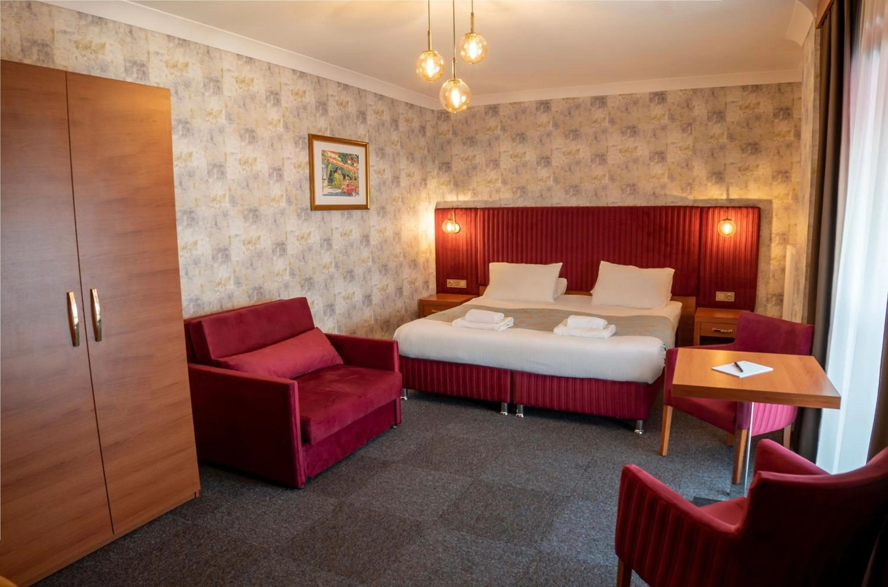 Seating area, Bed in My Palace Residance