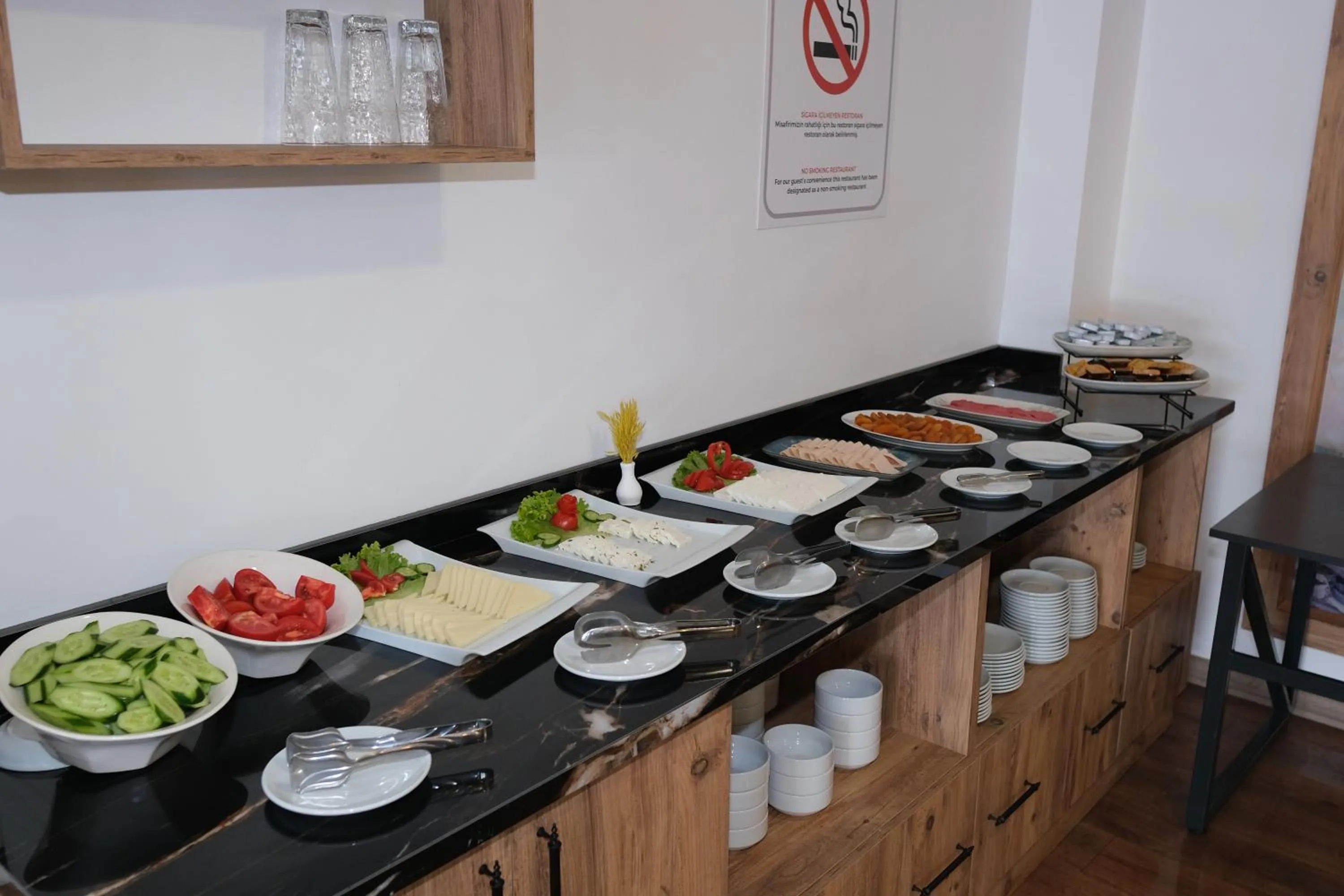 Food and drinks in The Marine Hotel