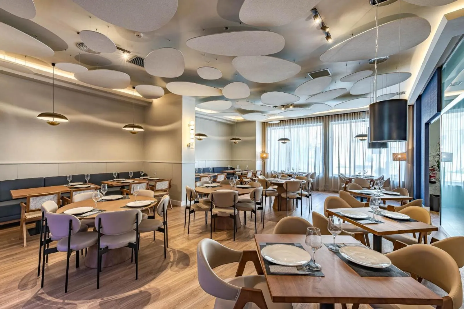 Restaurant/places to eat in Bahía Almuñecar