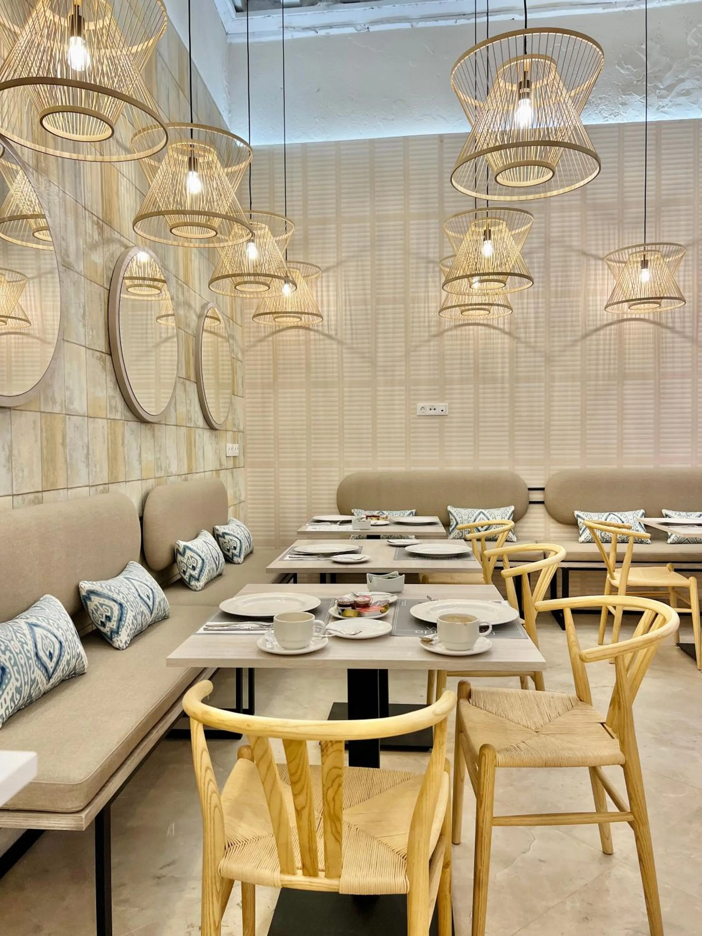 Restaurant/places to eat in Soho Boutique Cádiz