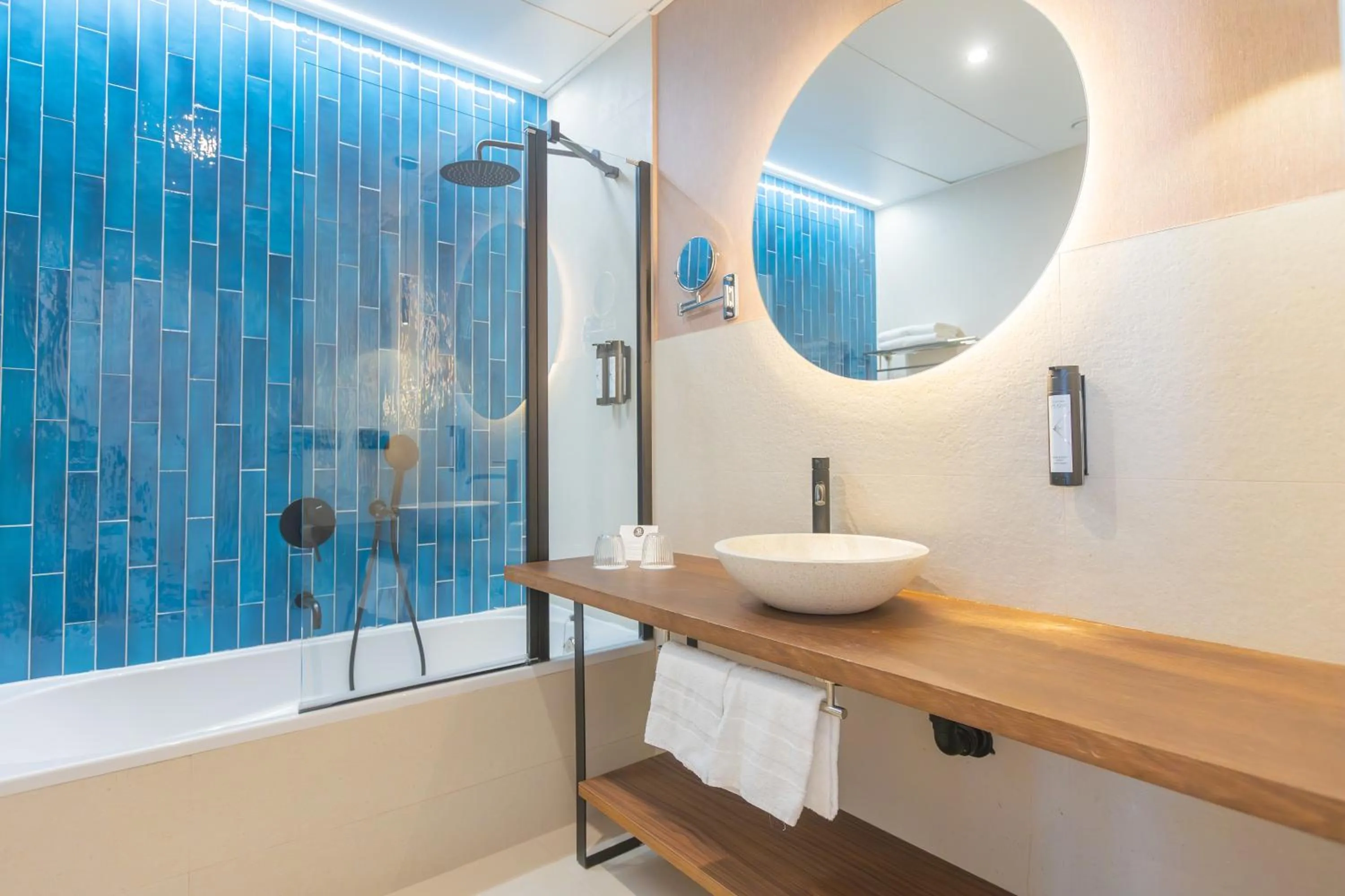 Bathroom in Soho Boutique Cádiz