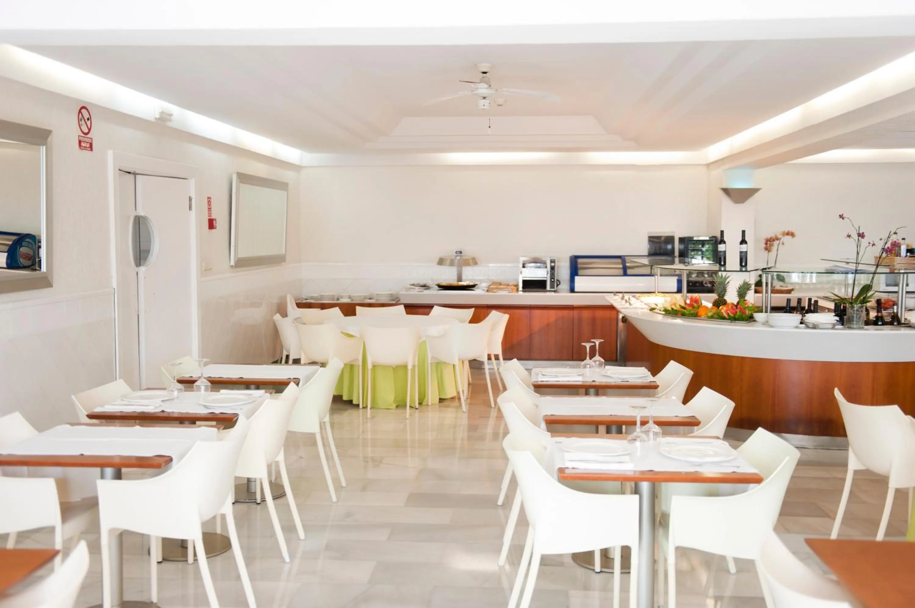Restaurant/places to eat in Hotel El Palmeral