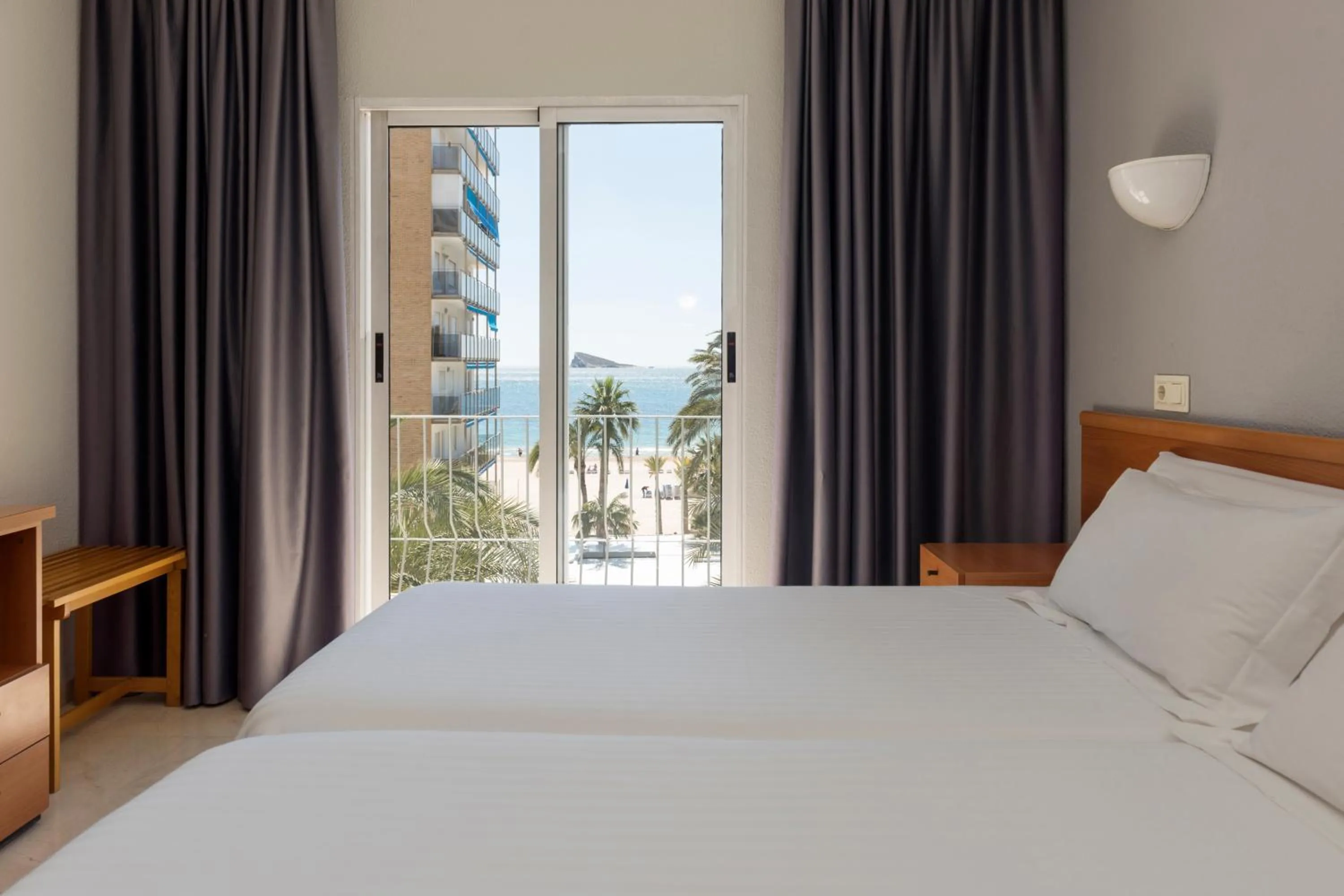 Bedroom, Bed in Hotel El Palmeral