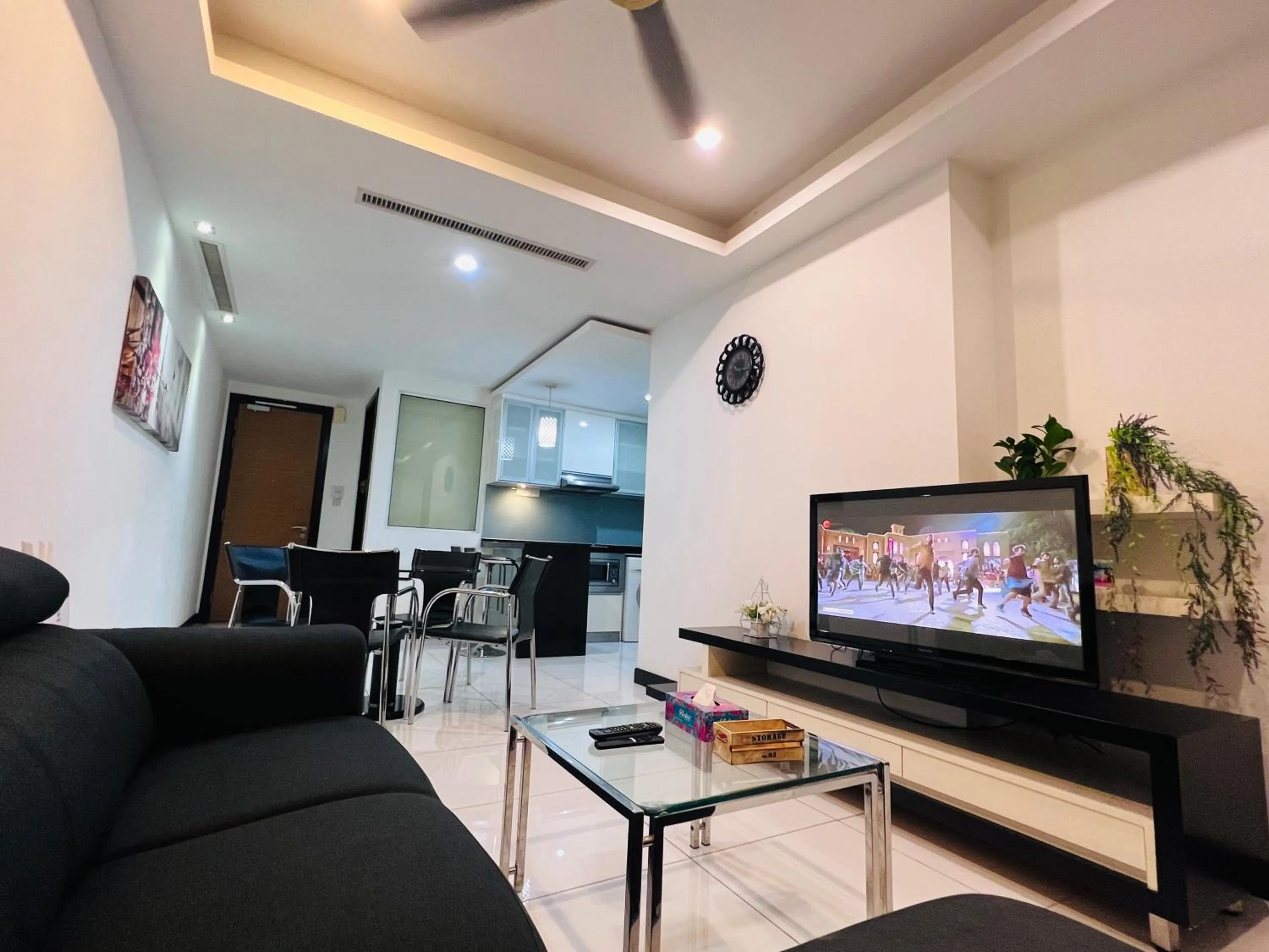 CozyHome Suites @ Casa Residency