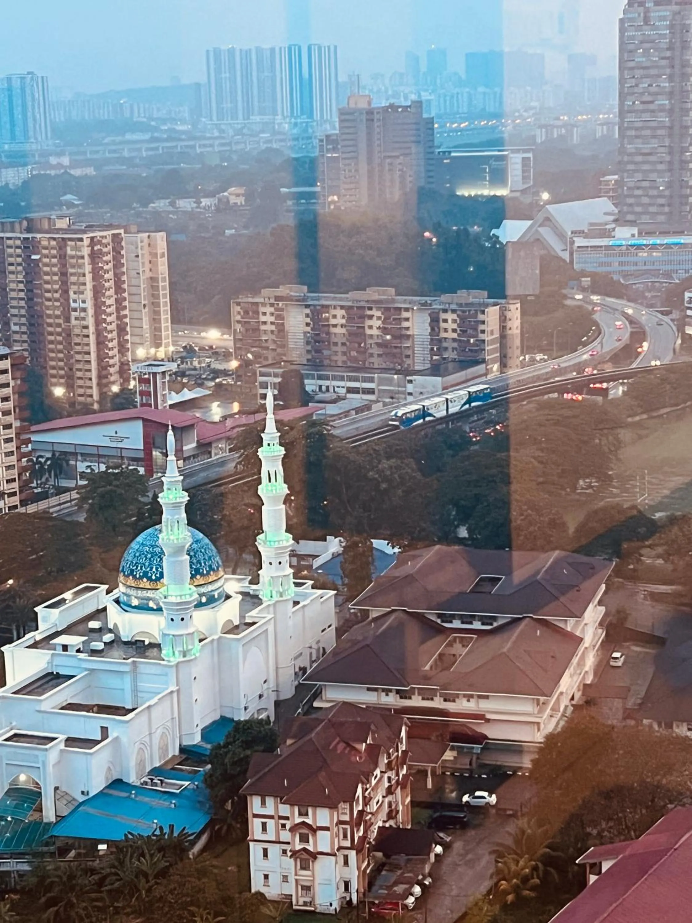 CozyHome Suites @ Casa Residency