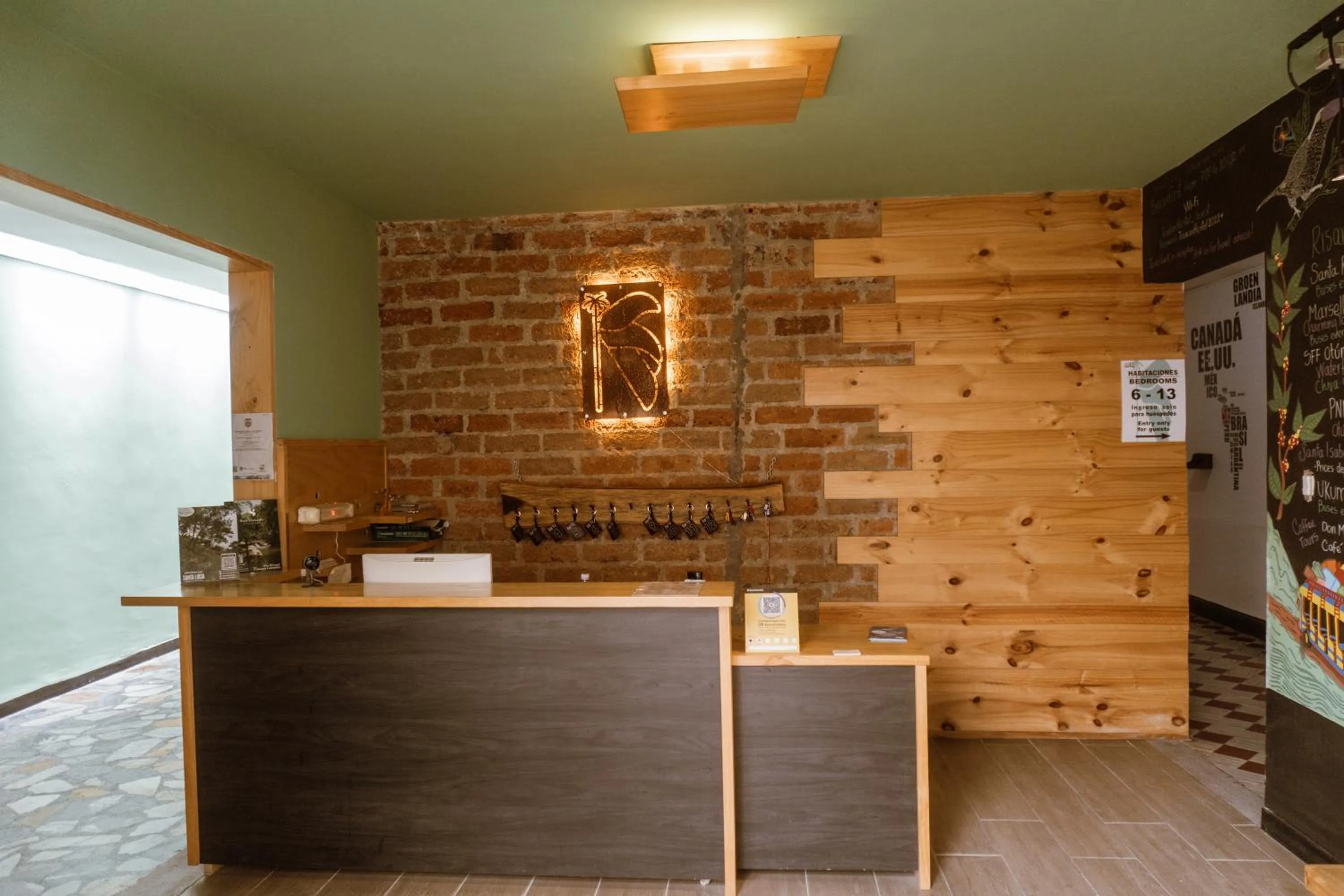 Lobby or reception in Tuki Hostel & Lounge