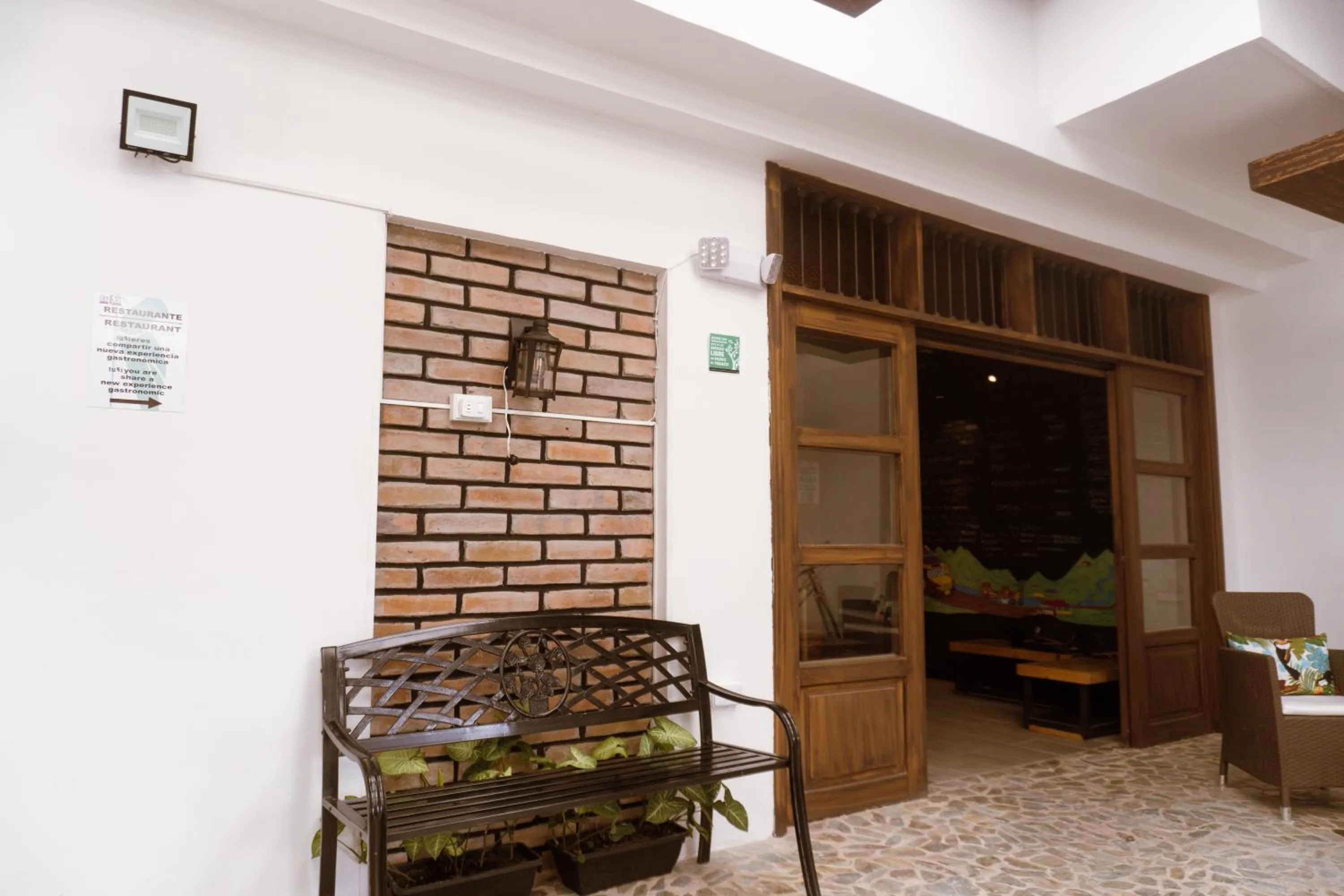 Living room in Tuki Hostel & Lounge