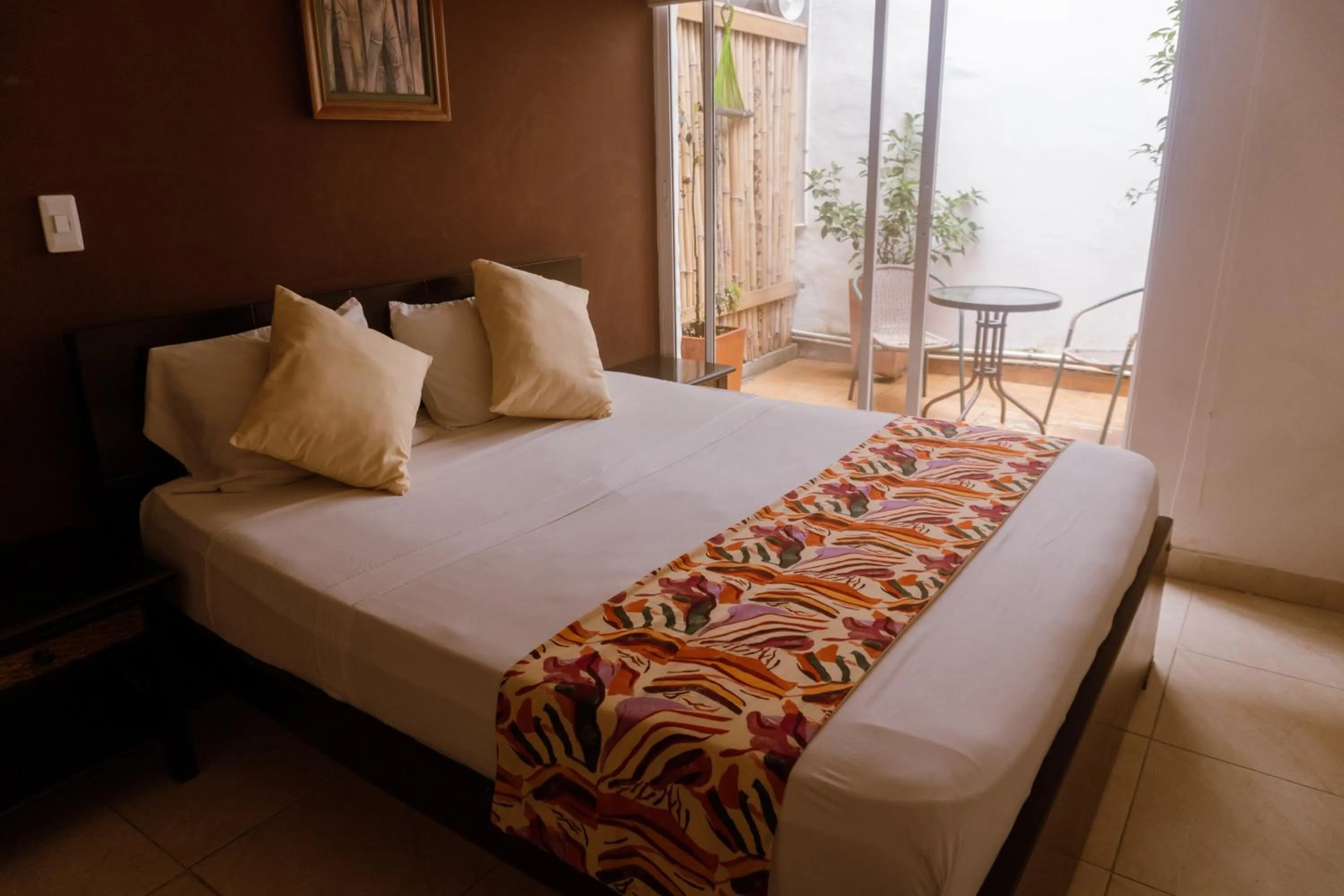 Bed in Tuki Hostel & Lounge