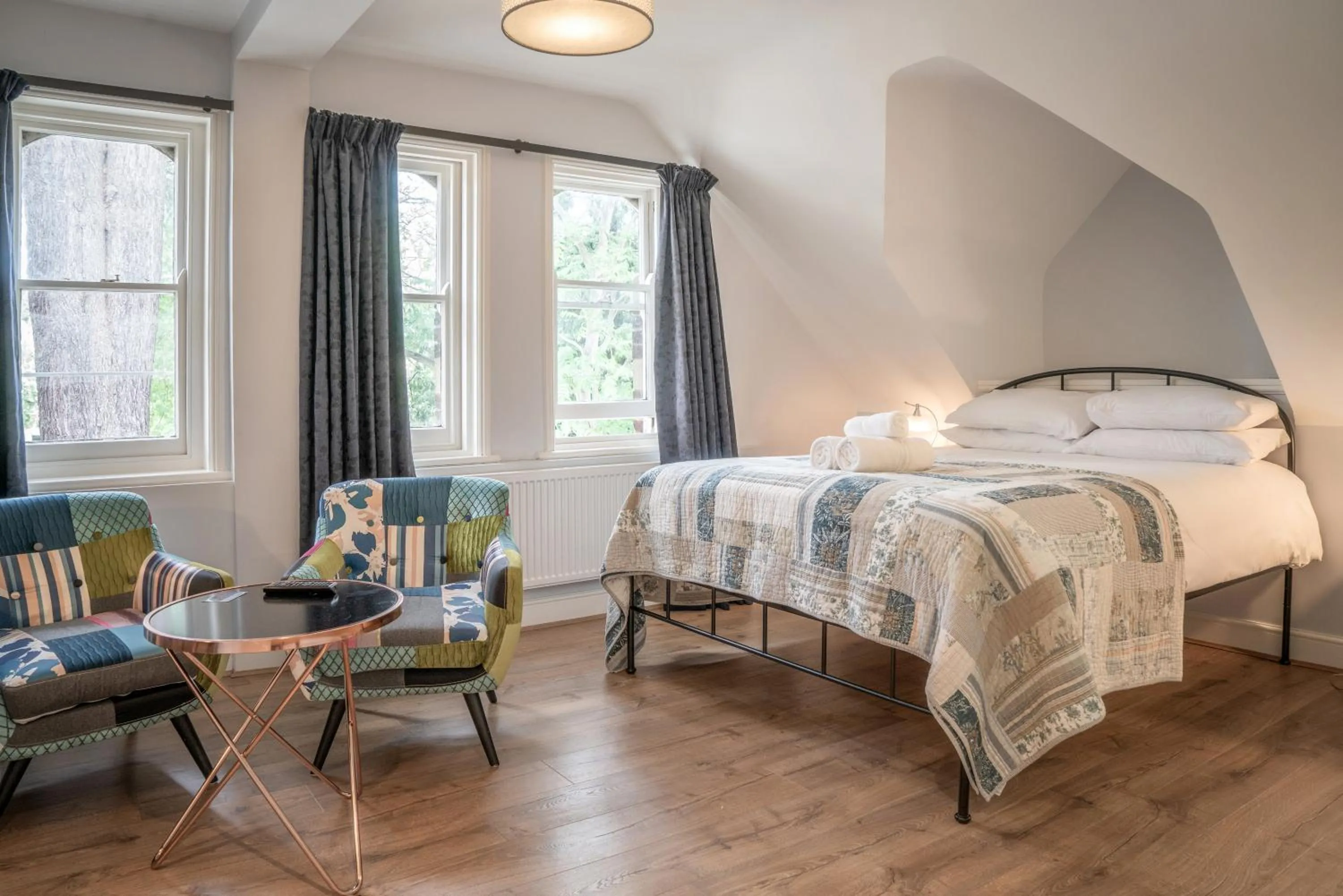 Bed in 100 Banbury Road Oxford - formerly Parklands