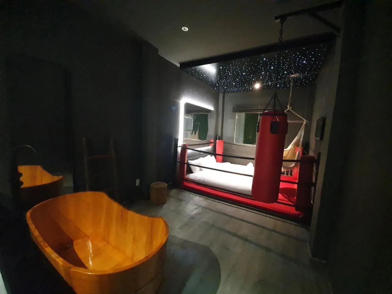 Bed in Language Exchange Hotel 3