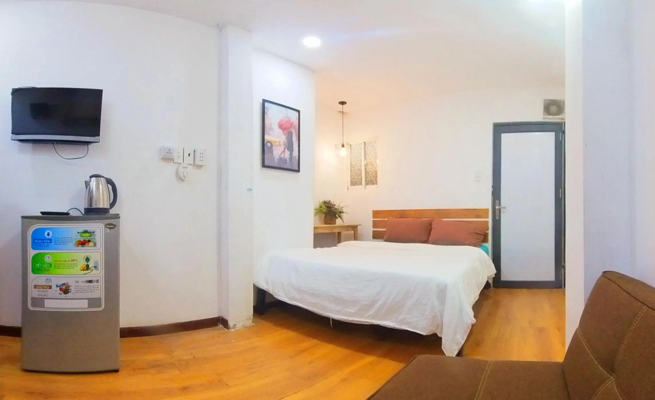 Bed in Language Exchange Hotel 3