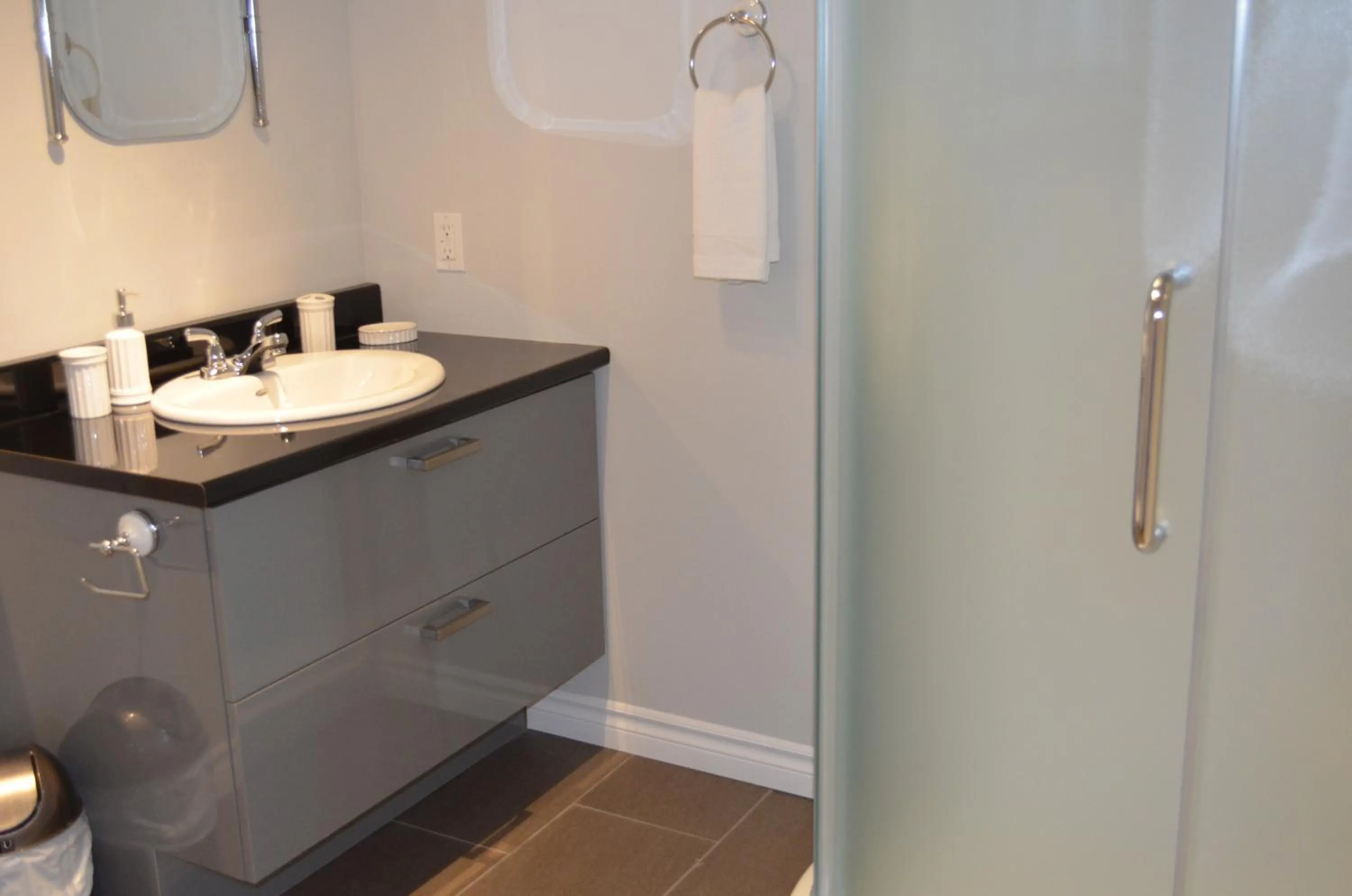 Shower in Le Chic-Urbain