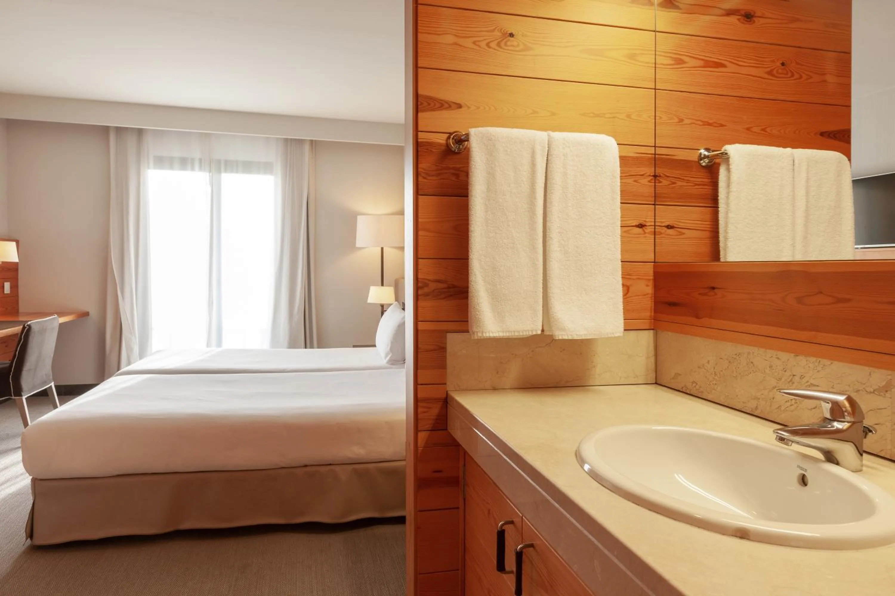 Bedroom, Bed in Montanyà