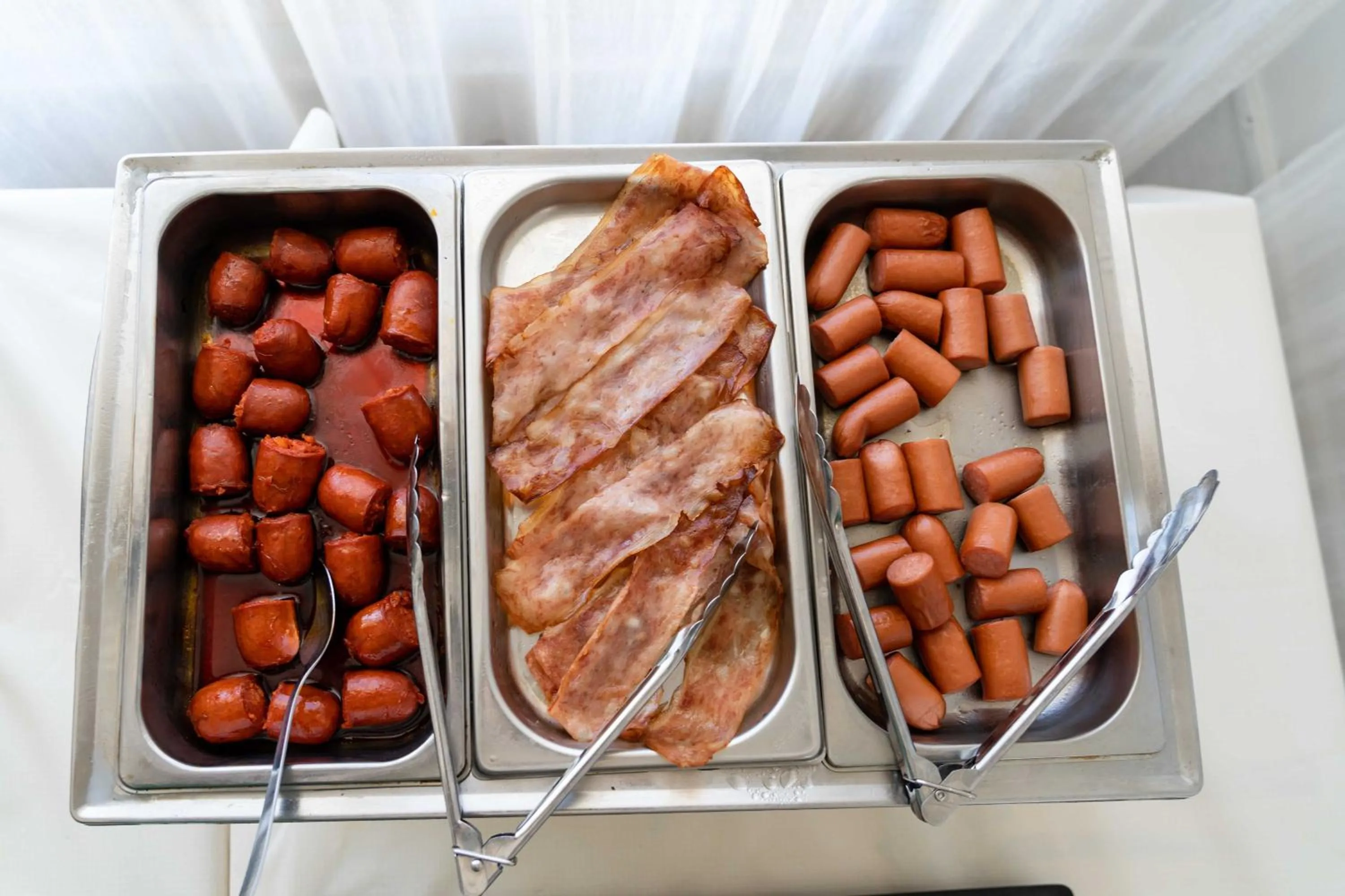 Buffet breakfast in Hotel Planas