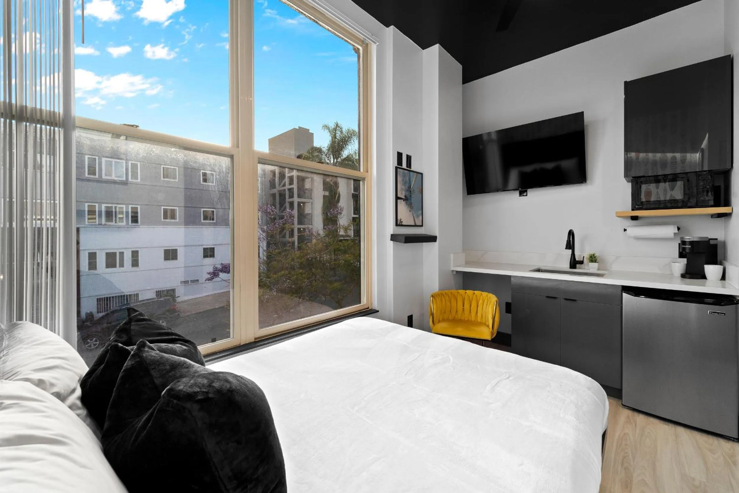 Balboa Park Hotel in Downtown Little Italy