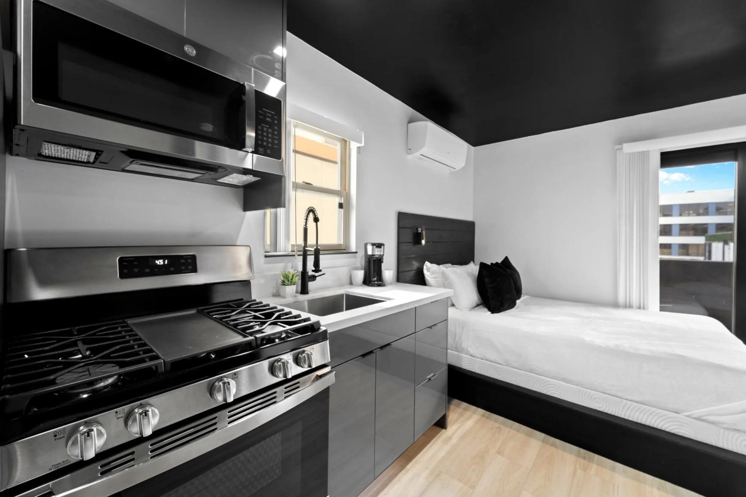 Balboa Park Hotel in Downtown Little Italy