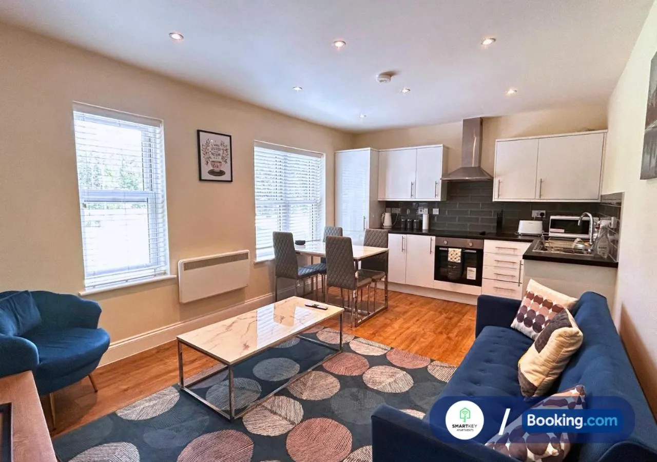 Stylish 1 bedroom flat with free parking