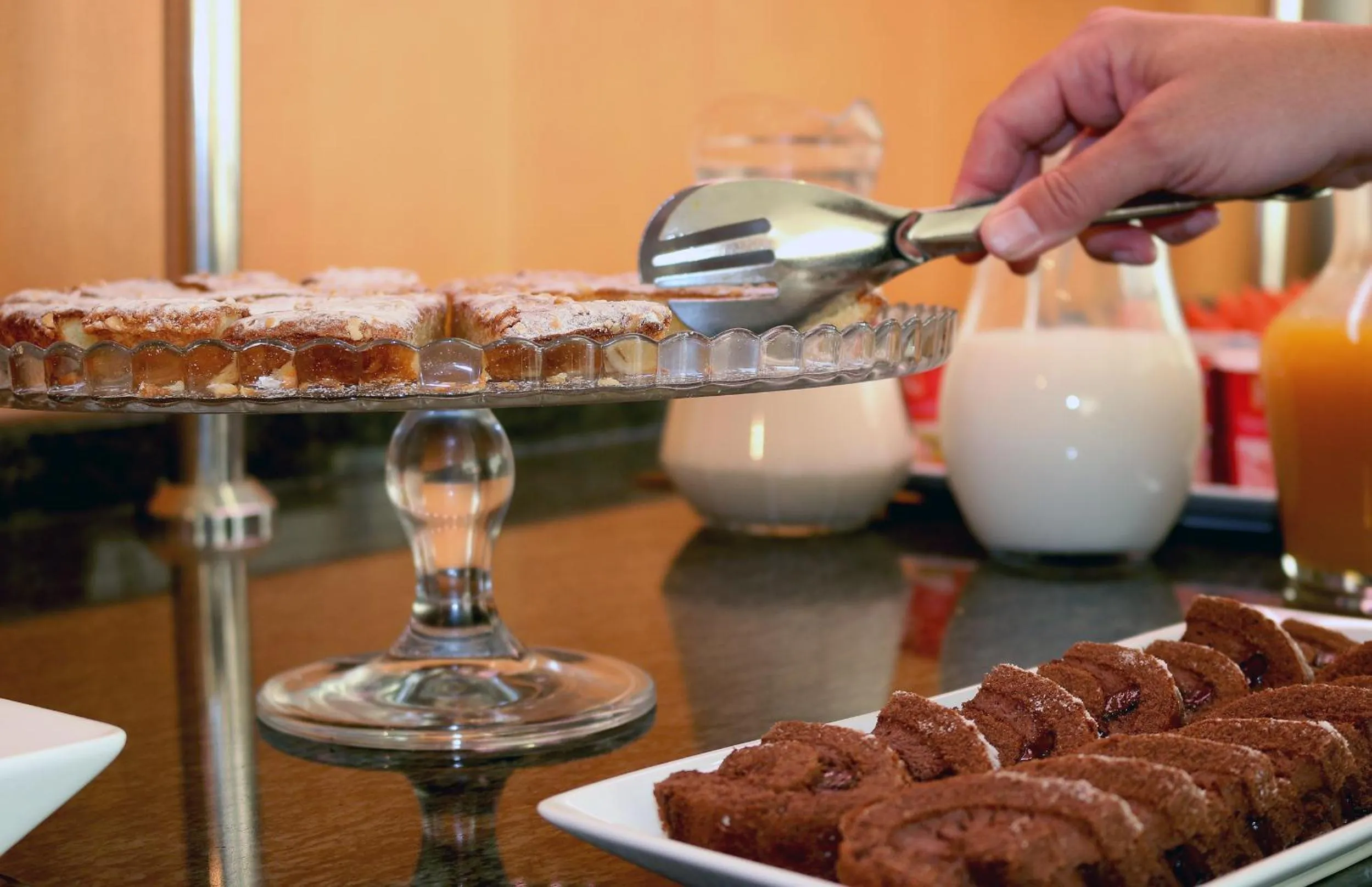 Food and drinks in Hotel Xon's Valencia