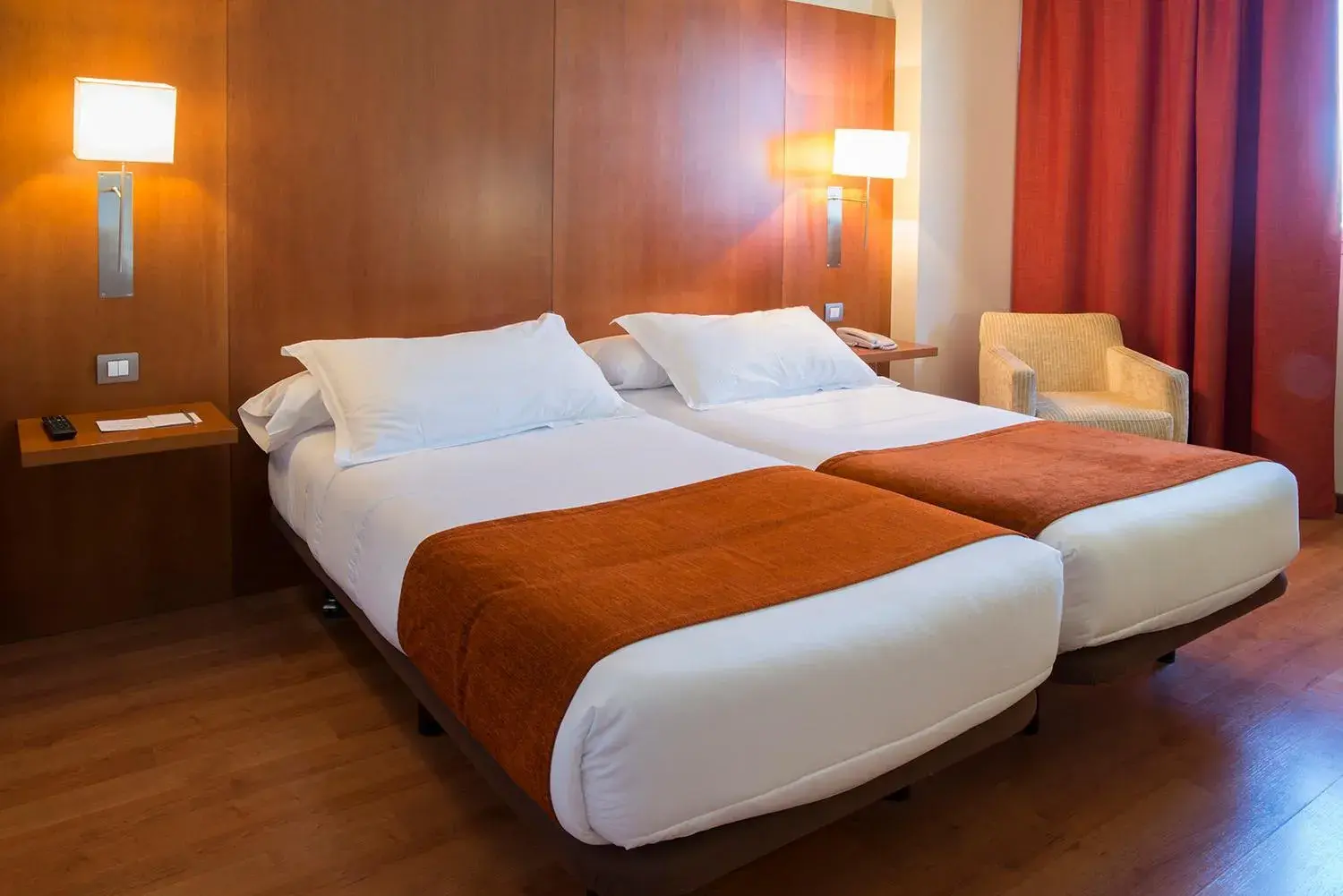 Double or Twin Room in Hotel Xon's Valencia Double or Twin Room in Hotel Xon's Valencia