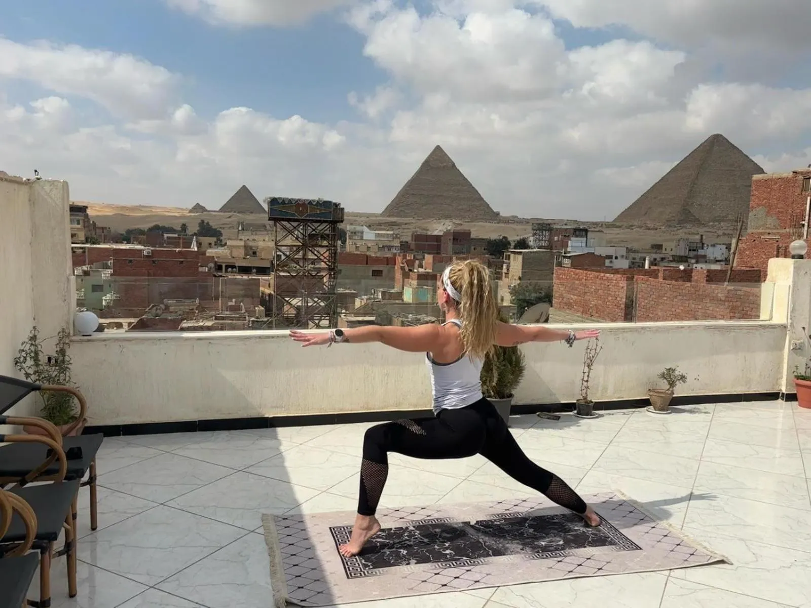 Day in Eagles Pyramids View