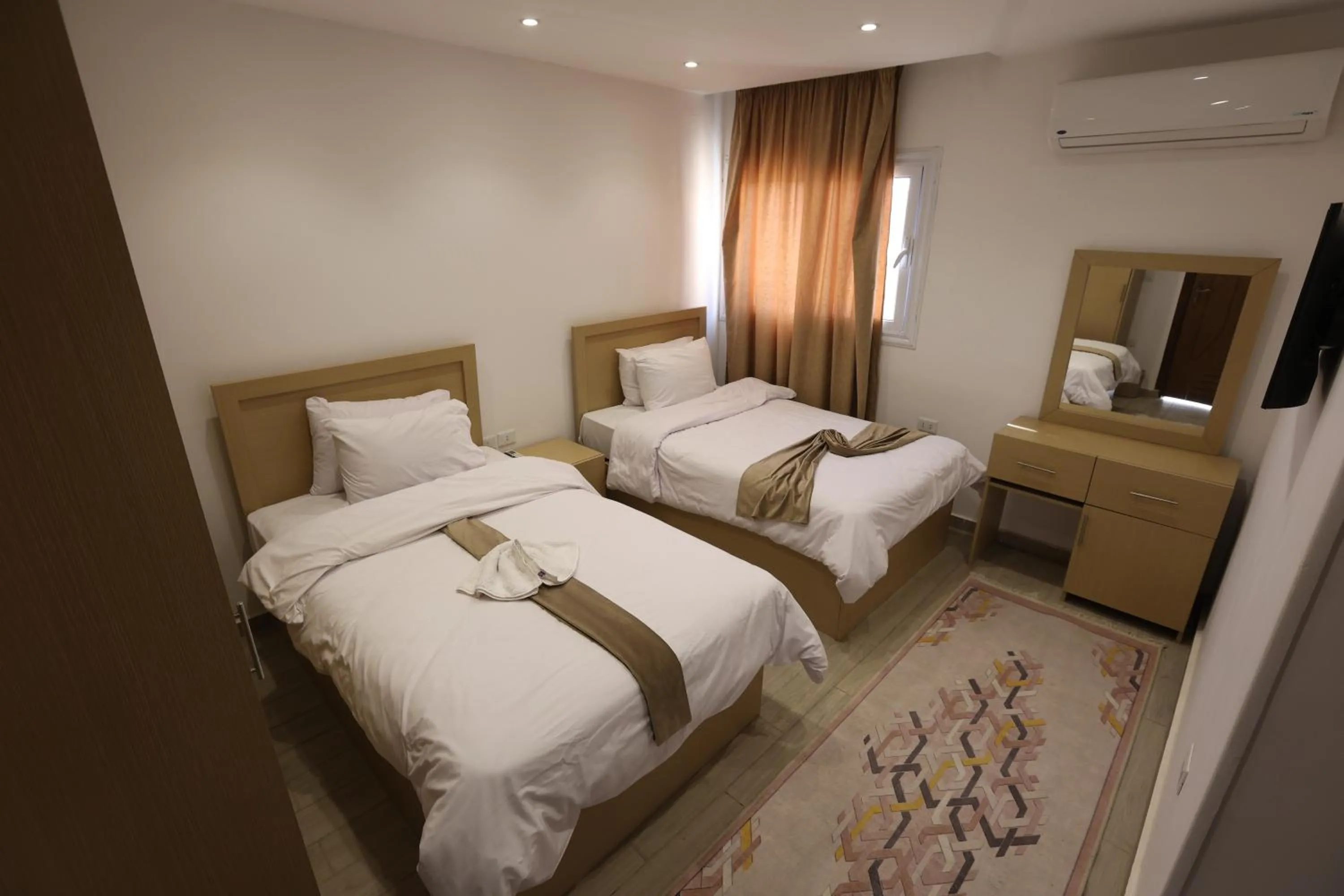 Bed in Eagles Pyramids View