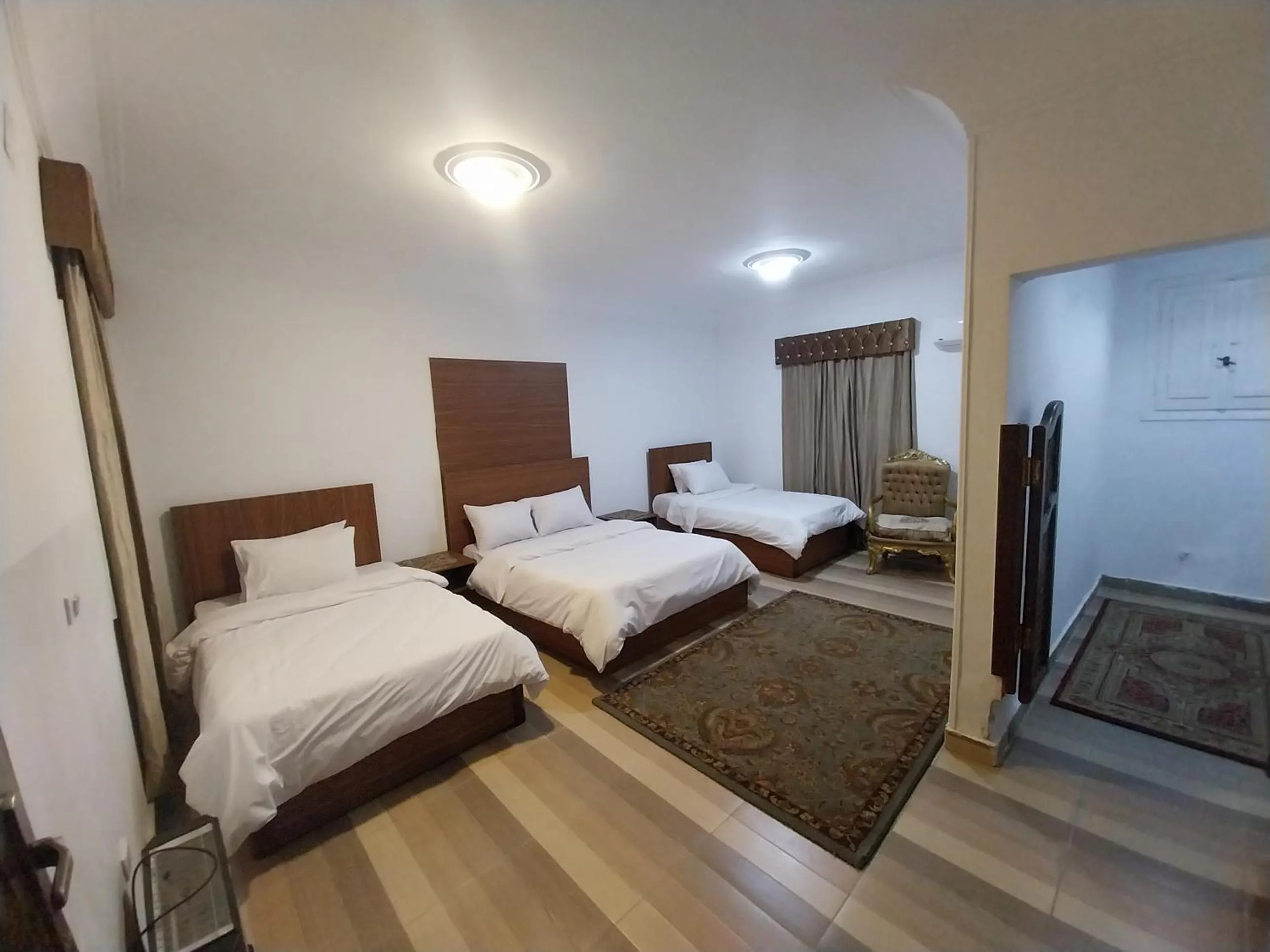 Bed in Eagles Pyramids View