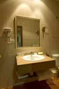 Bathroom in Hotel Rioja