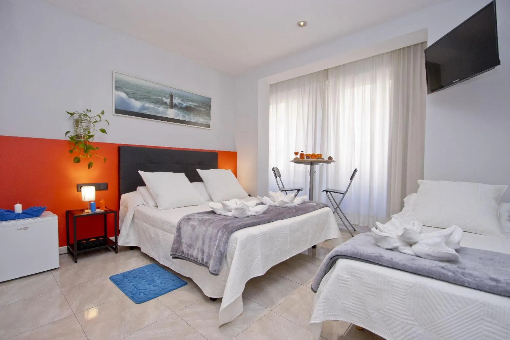 Bed in Barcelona City Centre Hostal