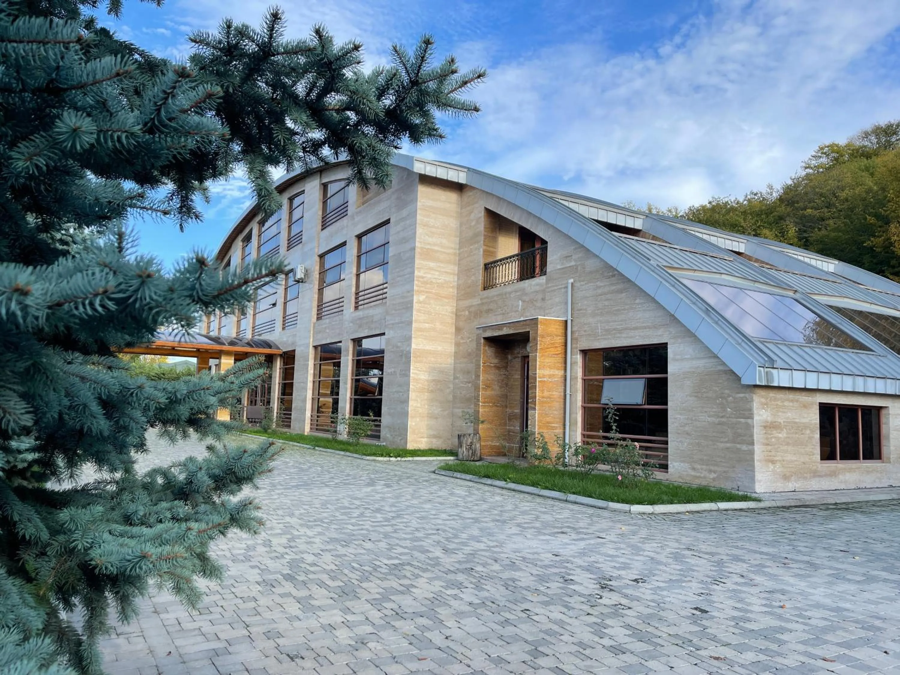 Ladera Resort Qusar