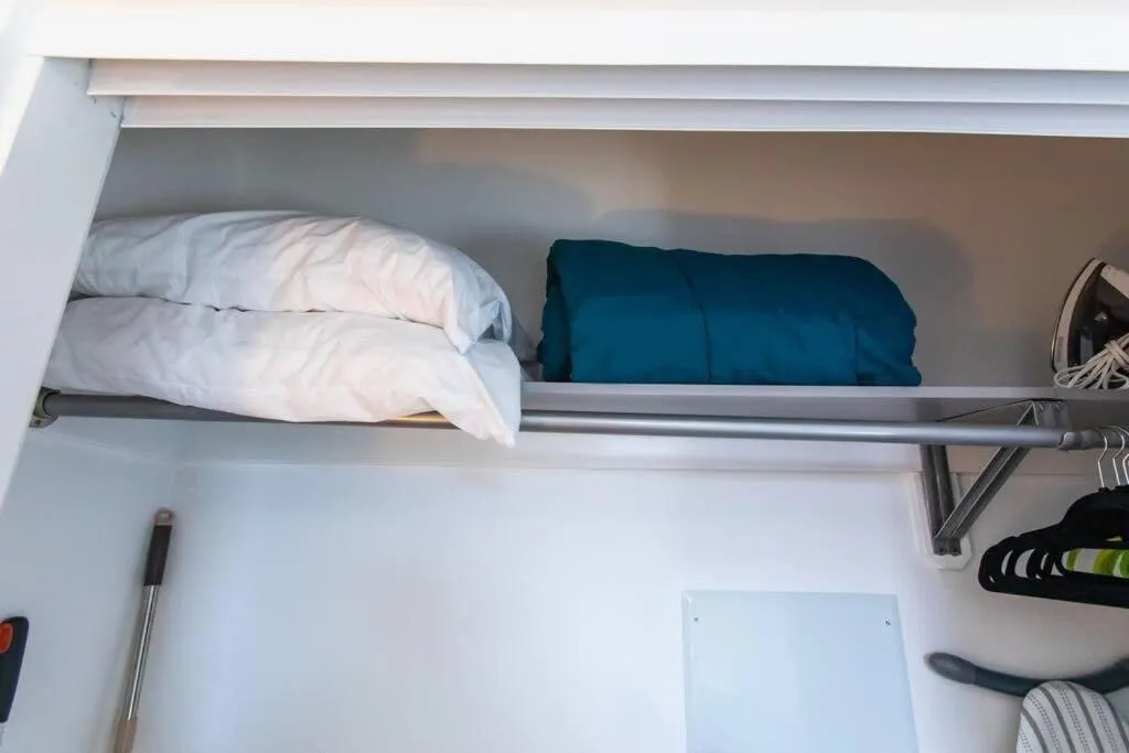 Walk 2 Restaurants & Bars-Relax on Private Patio