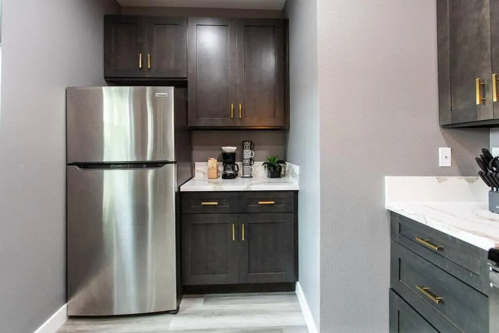 Healthcare&Business-Professionals-Pets A C Wi-Fi