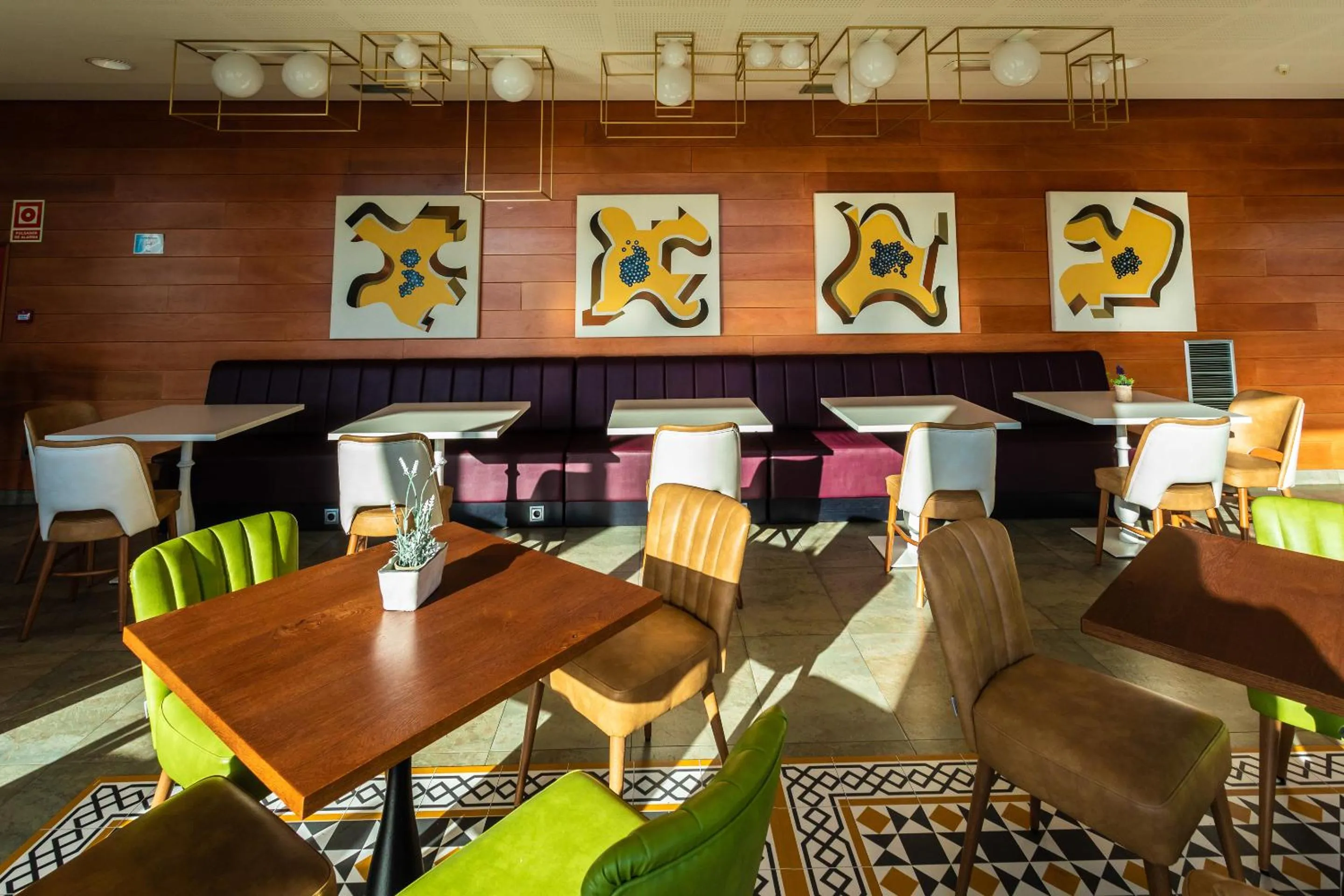 Lounge or bar in Hq La Galeria