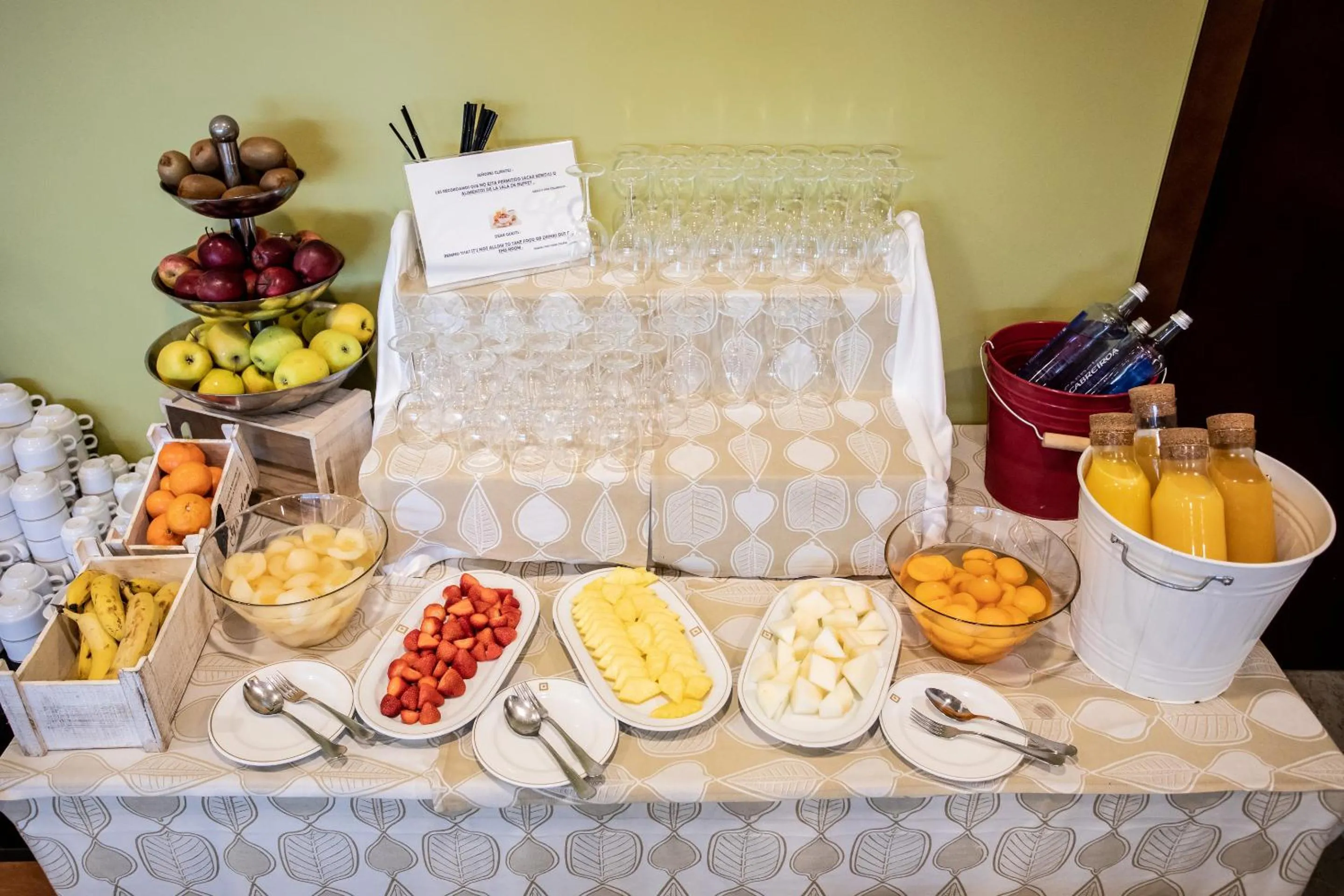 Area and facilities in Hq La Galeria