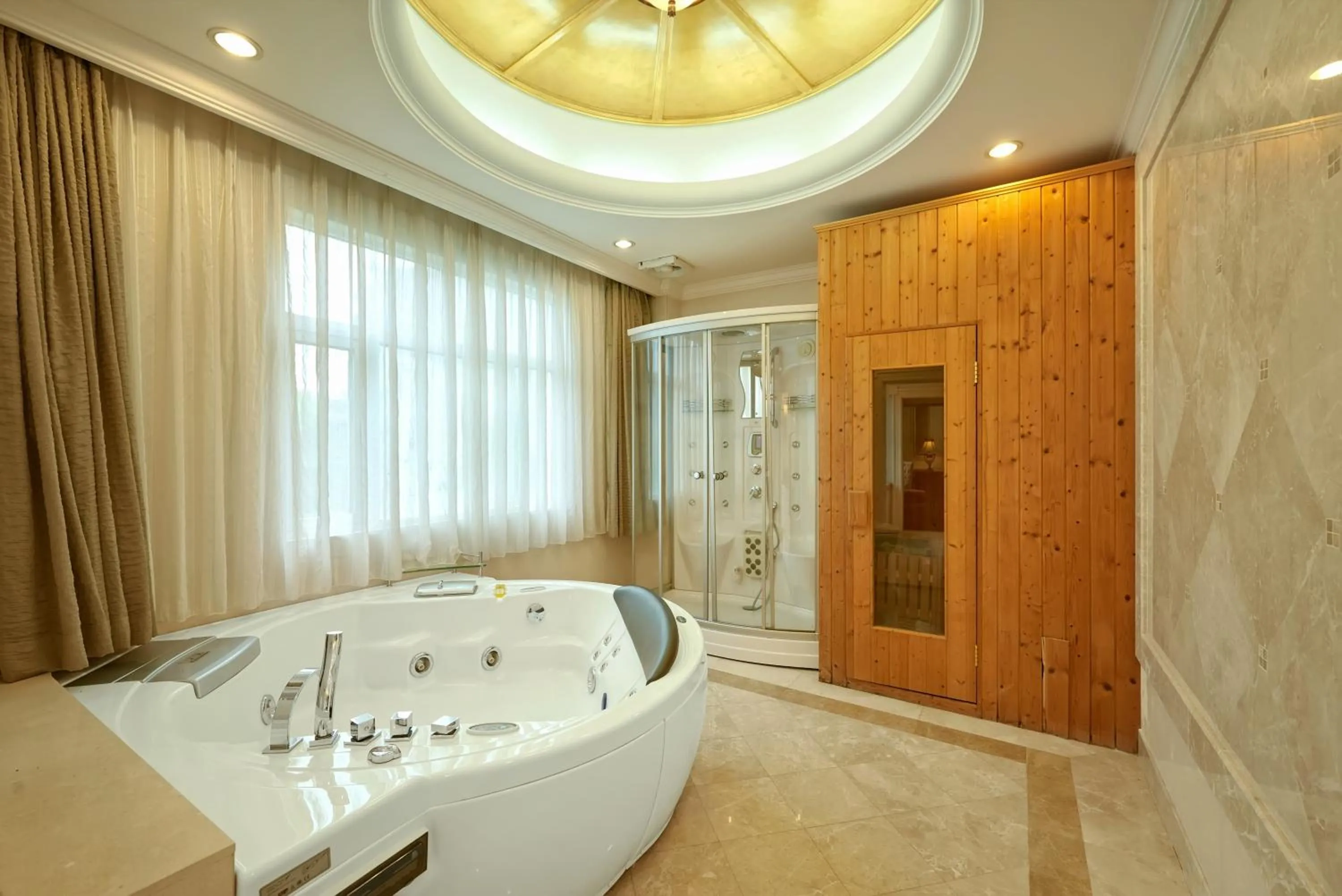 Sauna in Khách sạn Quốc tế Lợi Lai - Li Lai International Hotel