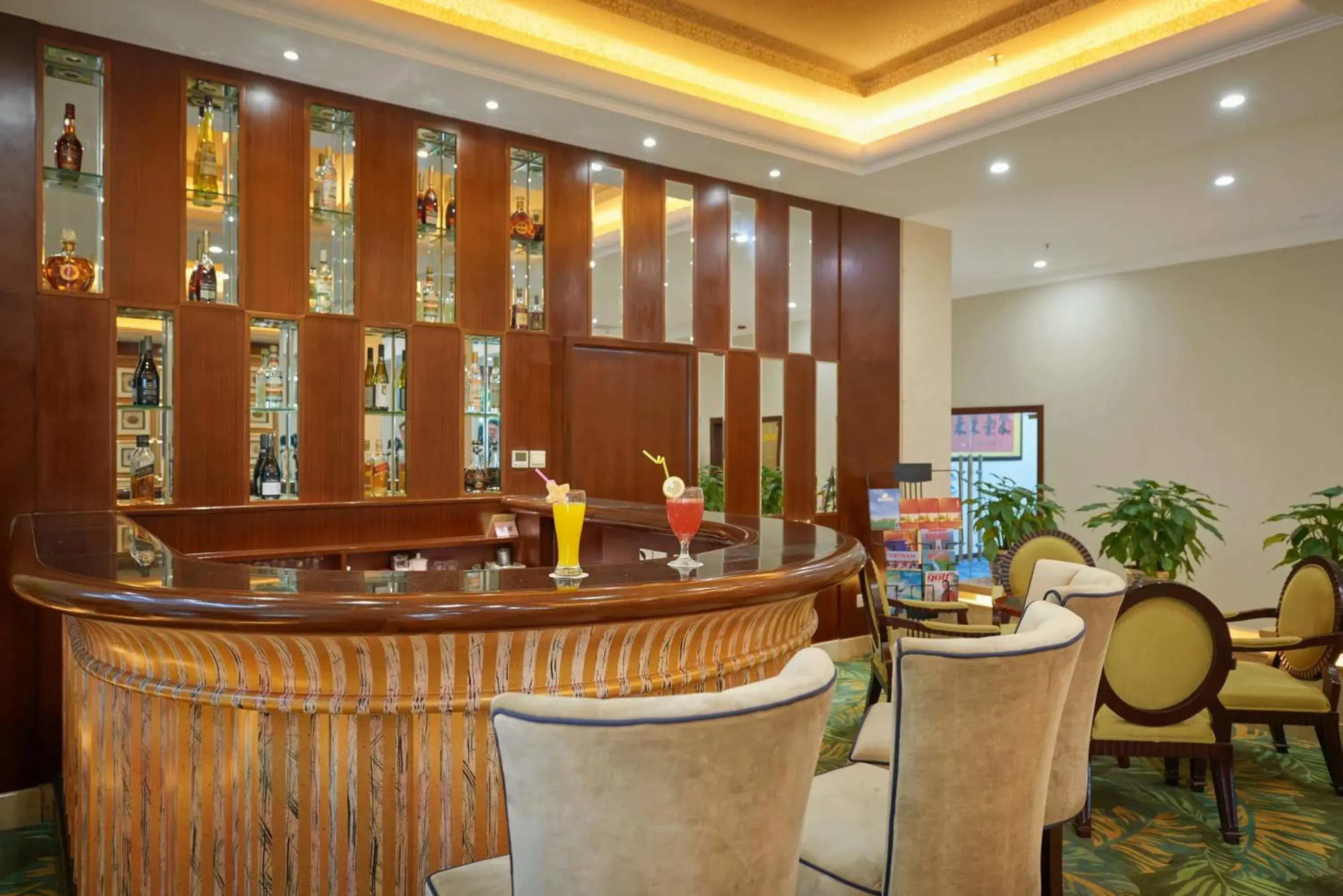 Lounge or bar in Khách sạn Quốc tế Lợi Lai - Li Lai International Hotel Lounge or bar in Khách sạn Quốc tế Lợi Lai - Li Lai International Hotel