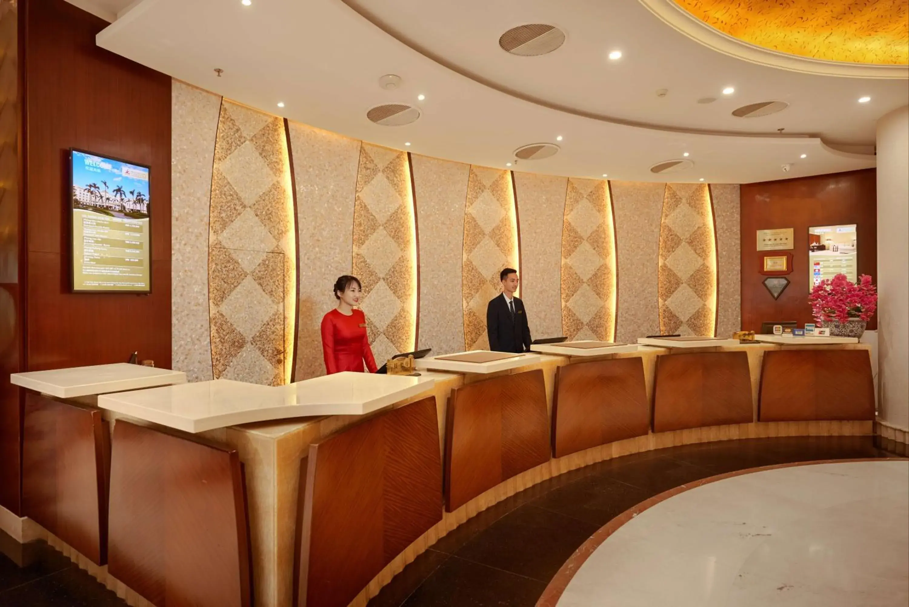 Lobby or reception in Khách sạn Quốc tế Lợi Lai - Li Lai International Hotel Lobby or reception in Khách sạn Quốc tế Lợi Lai - Li Lai International Hotel