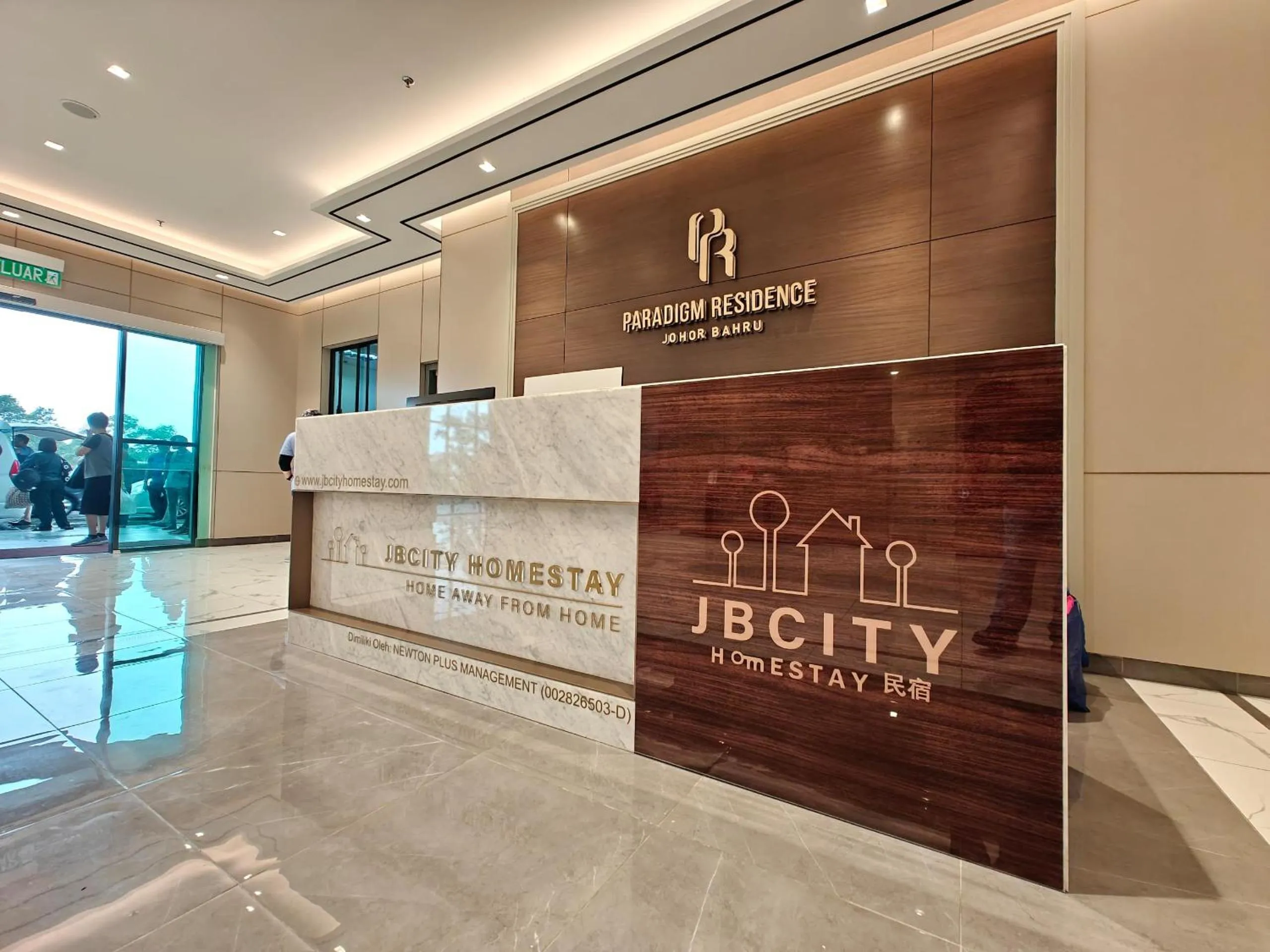 Lobby or reception in Paradigm Residence by RR JBcity